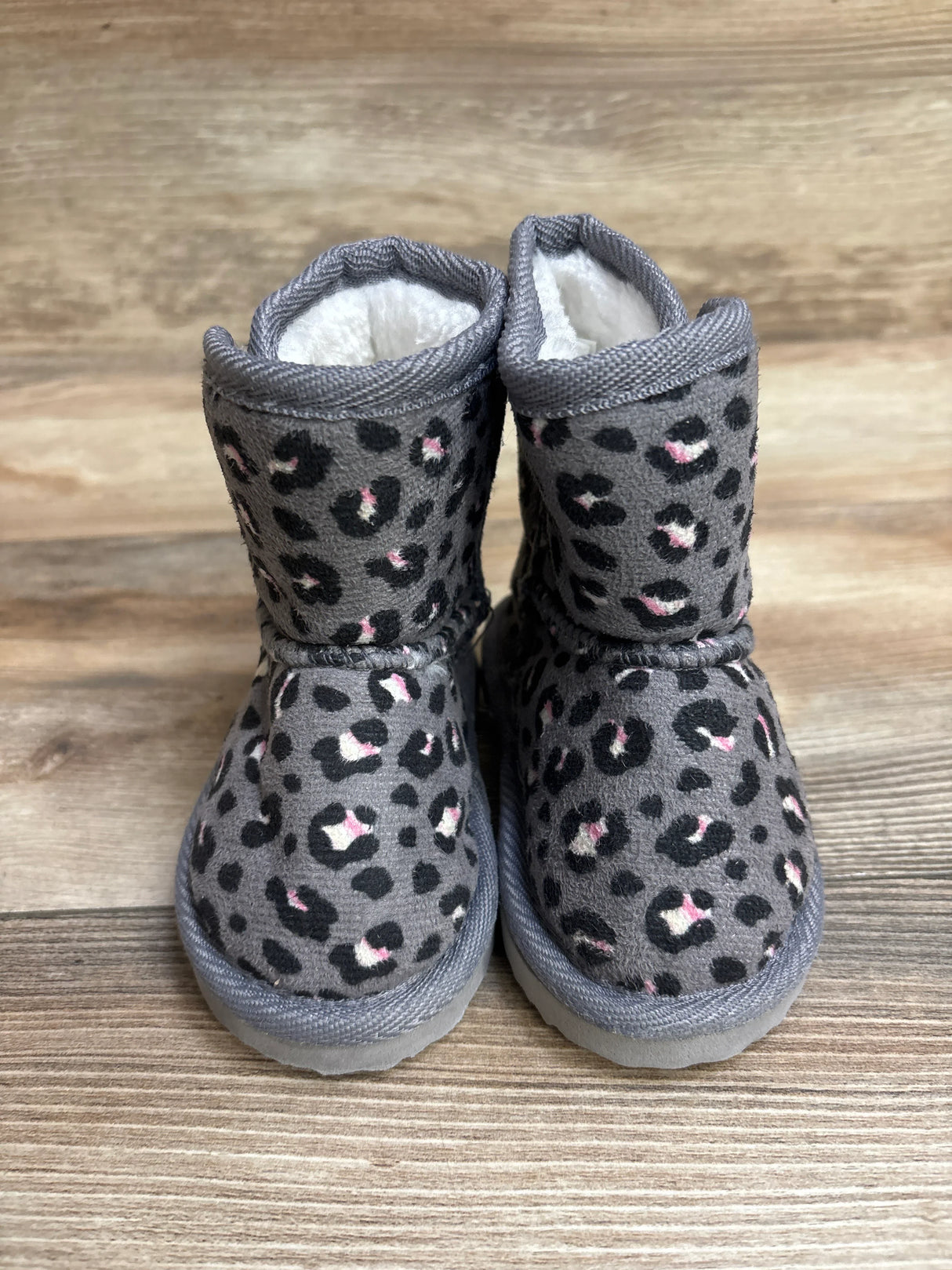 Capelli Leopard Print Boots Grey sz 5c