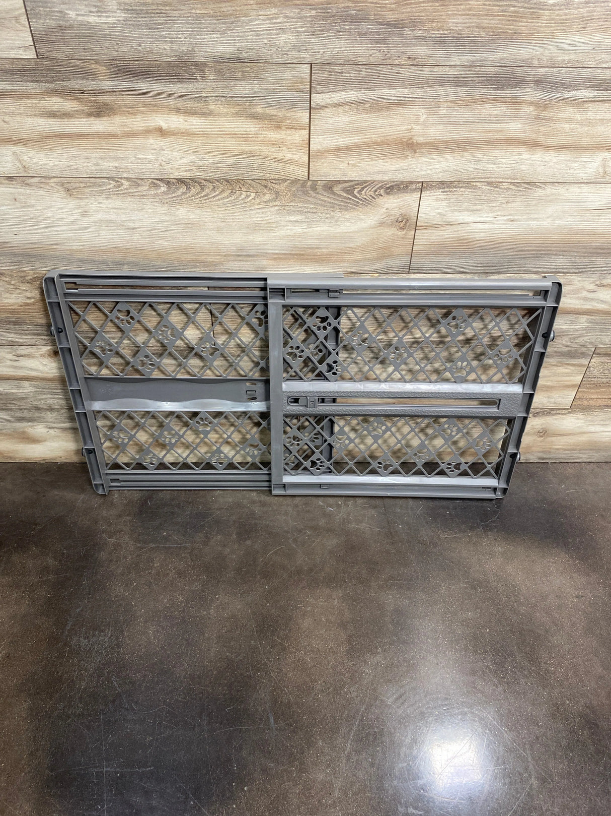 North States Paws Portable Pet/Baby Gate in Fieldstone Grey