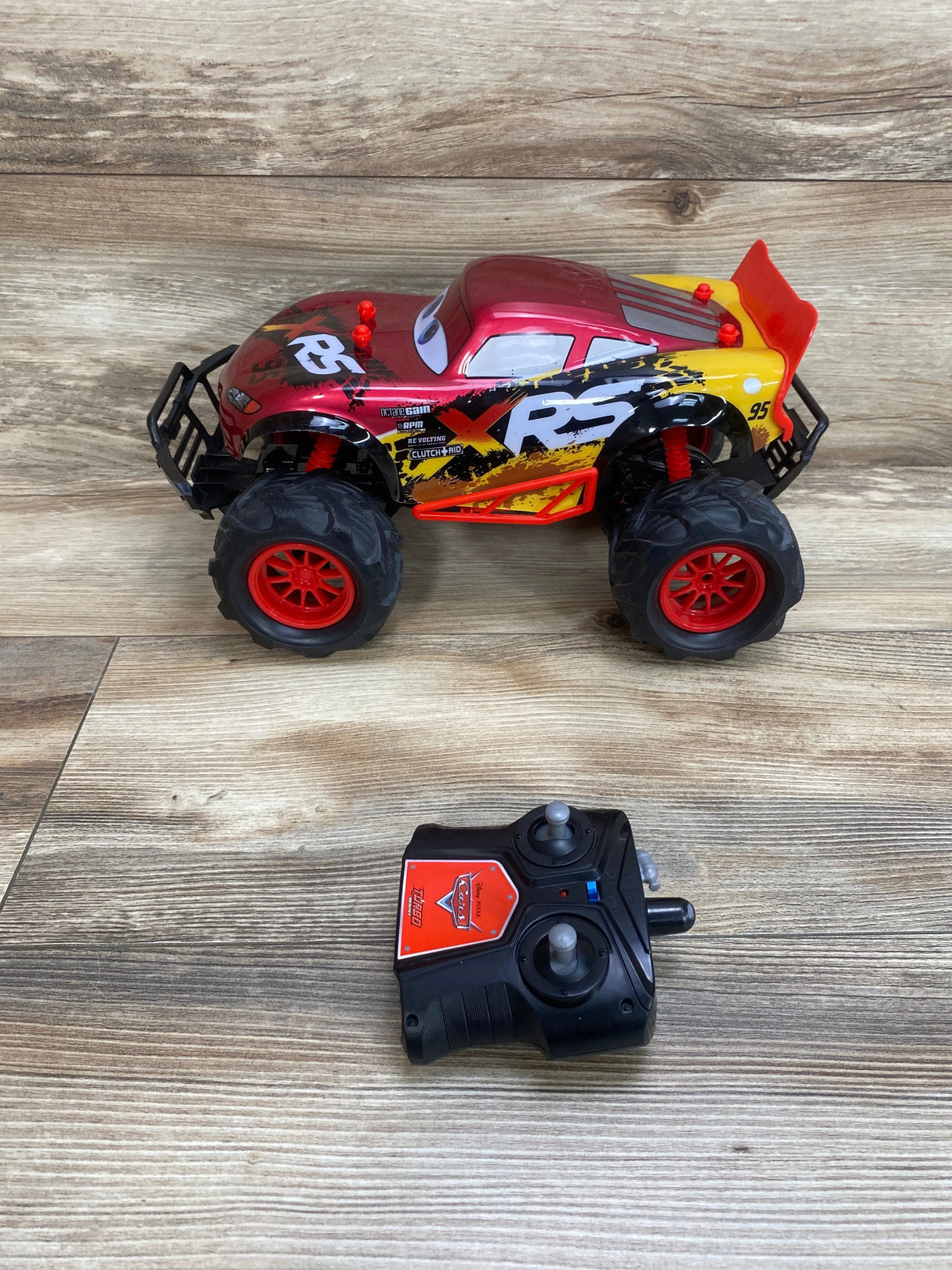 Disney Pixar Cars Lightning McQueen Offroad RC 1:14 Scale Remote Control Car 2.4 Ghz