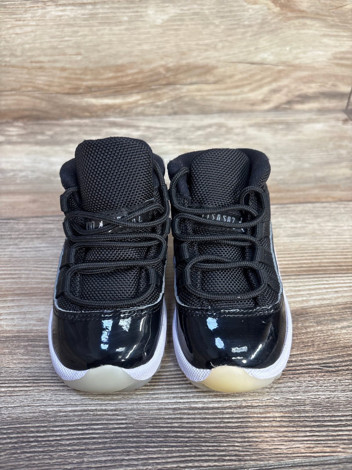 Air Jordan 11 Retro TD 'Jubilee / 25th Anniversary' Sneakers sz 6c