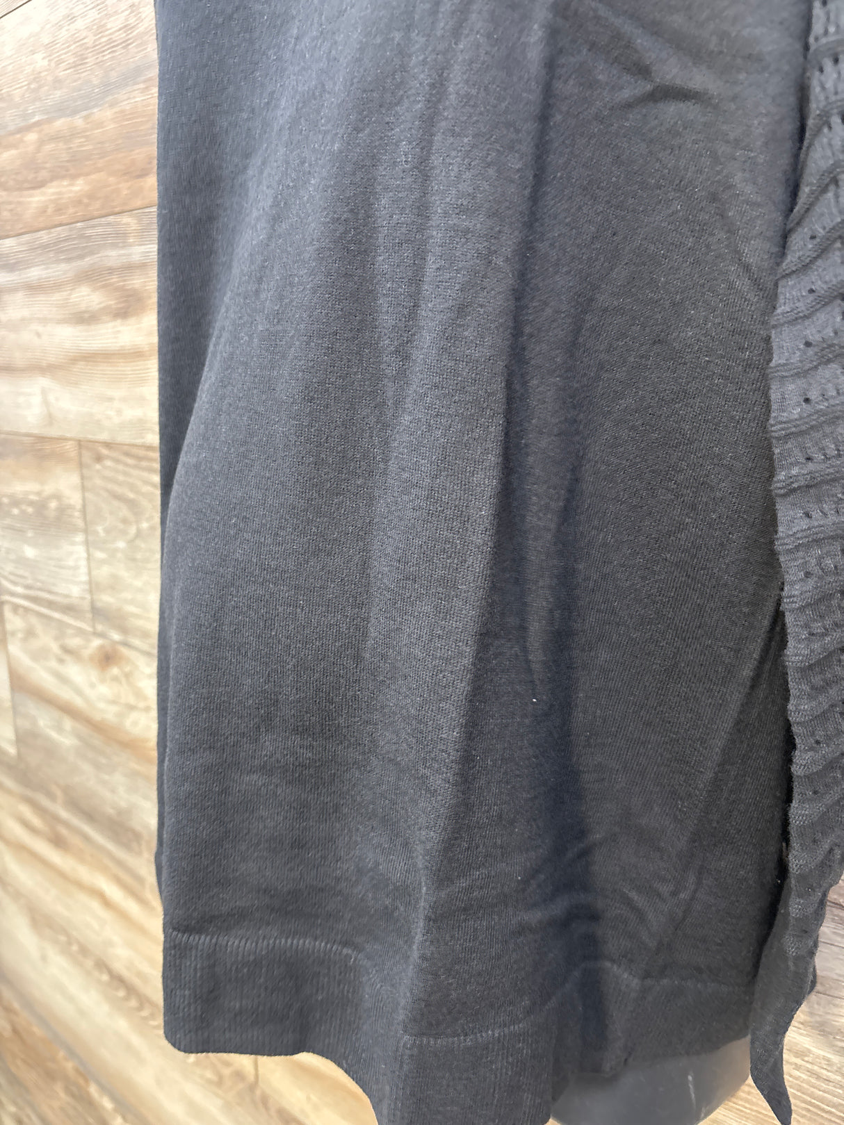 NWOT Gap Maternity Lightweight CashSoft Pointelle Sweater Black sz Medium
