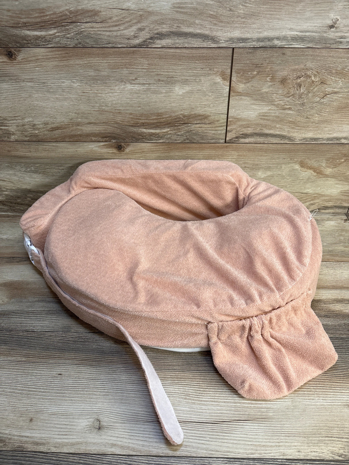 My Brest Friend Nursing Pillow in Pink