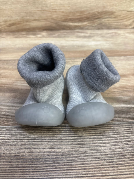 SZZY Fleece Non-Slip Sock Shoes Grey sz 4c - Me n Mommy To Be