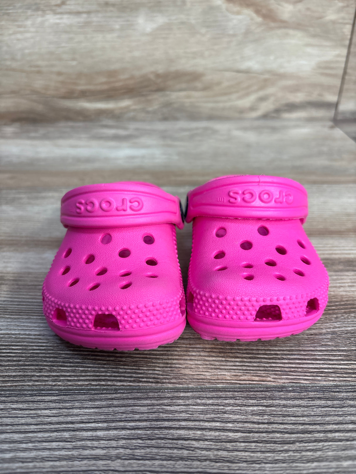 Crocs Classic Clogs Pink sz 2c/3c