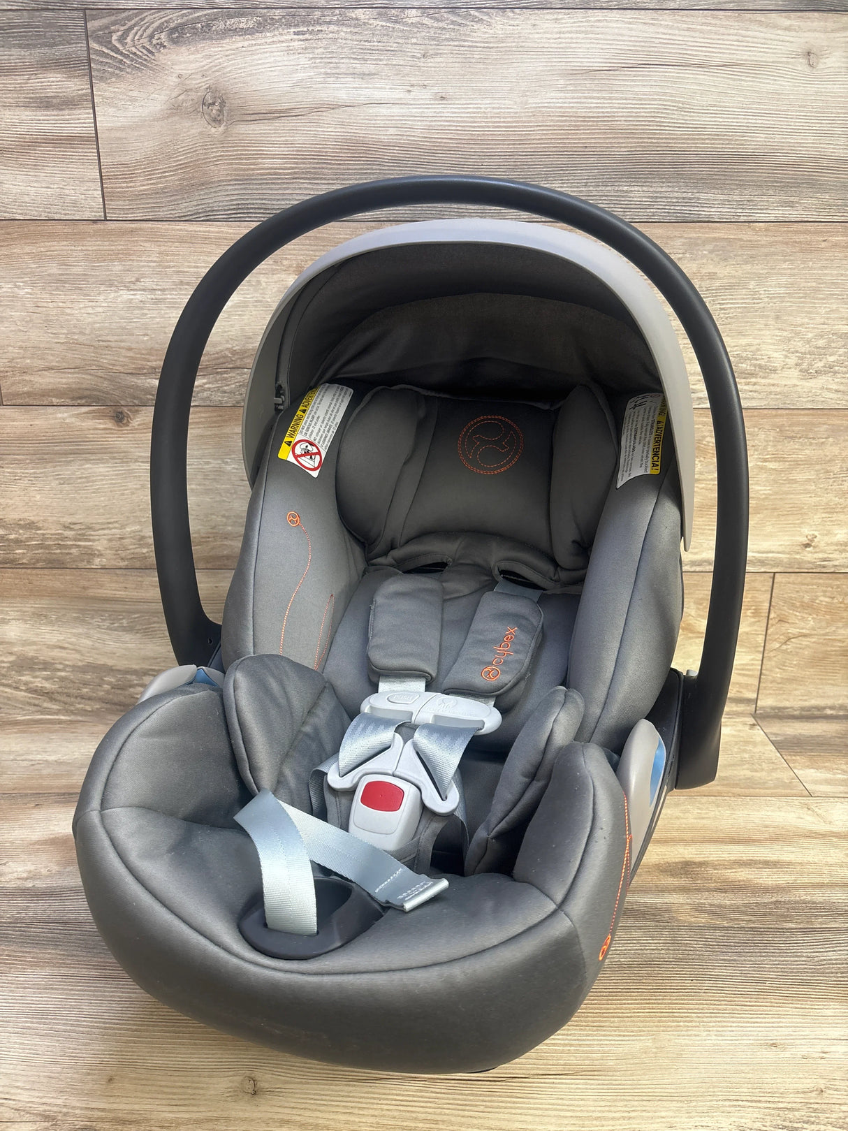 Cybex Gold Cloud G Lux Infant Car Seat in Lava Grey 4-35lbs - Me n Mommy To Be