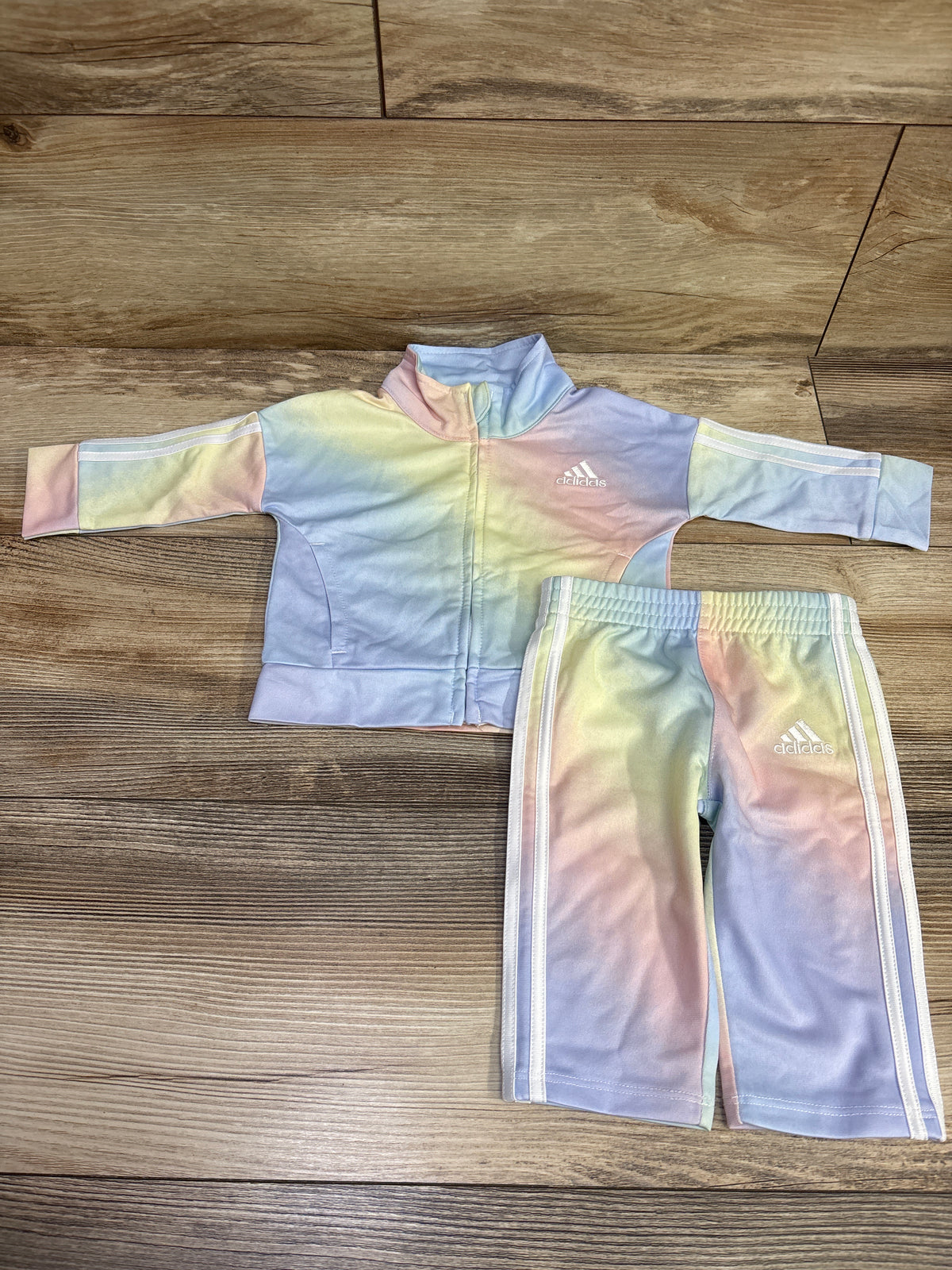 Adidas 2pc Tracksuit Rainbow sz 3m