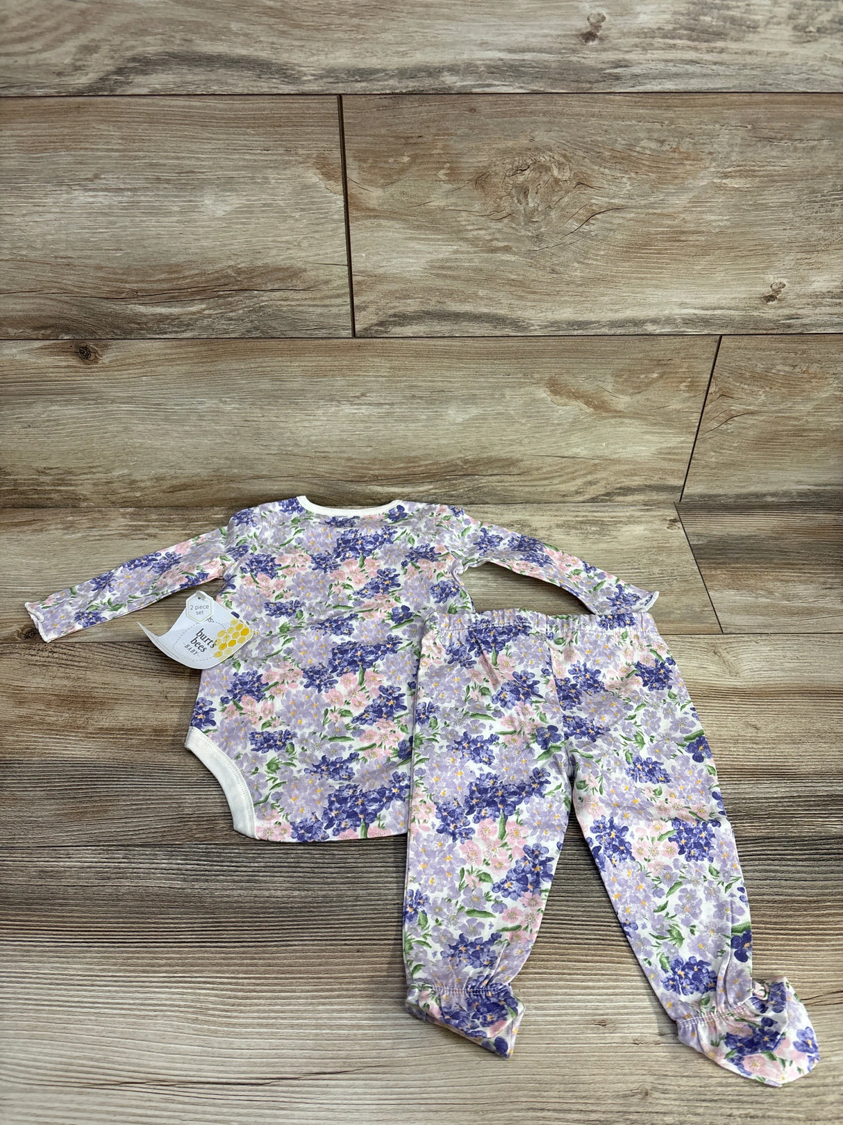 NEW Burt's Bees Baby 2pc Floral Bodysuit & Footed Bottoms Set White sz 0-3m