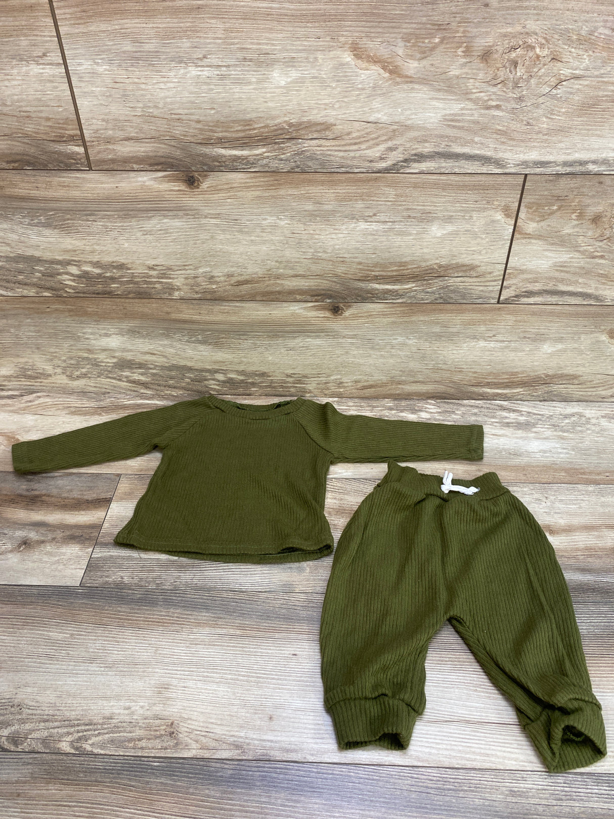 2pc Ribbed Shirt & Pants Green sz 9-12m