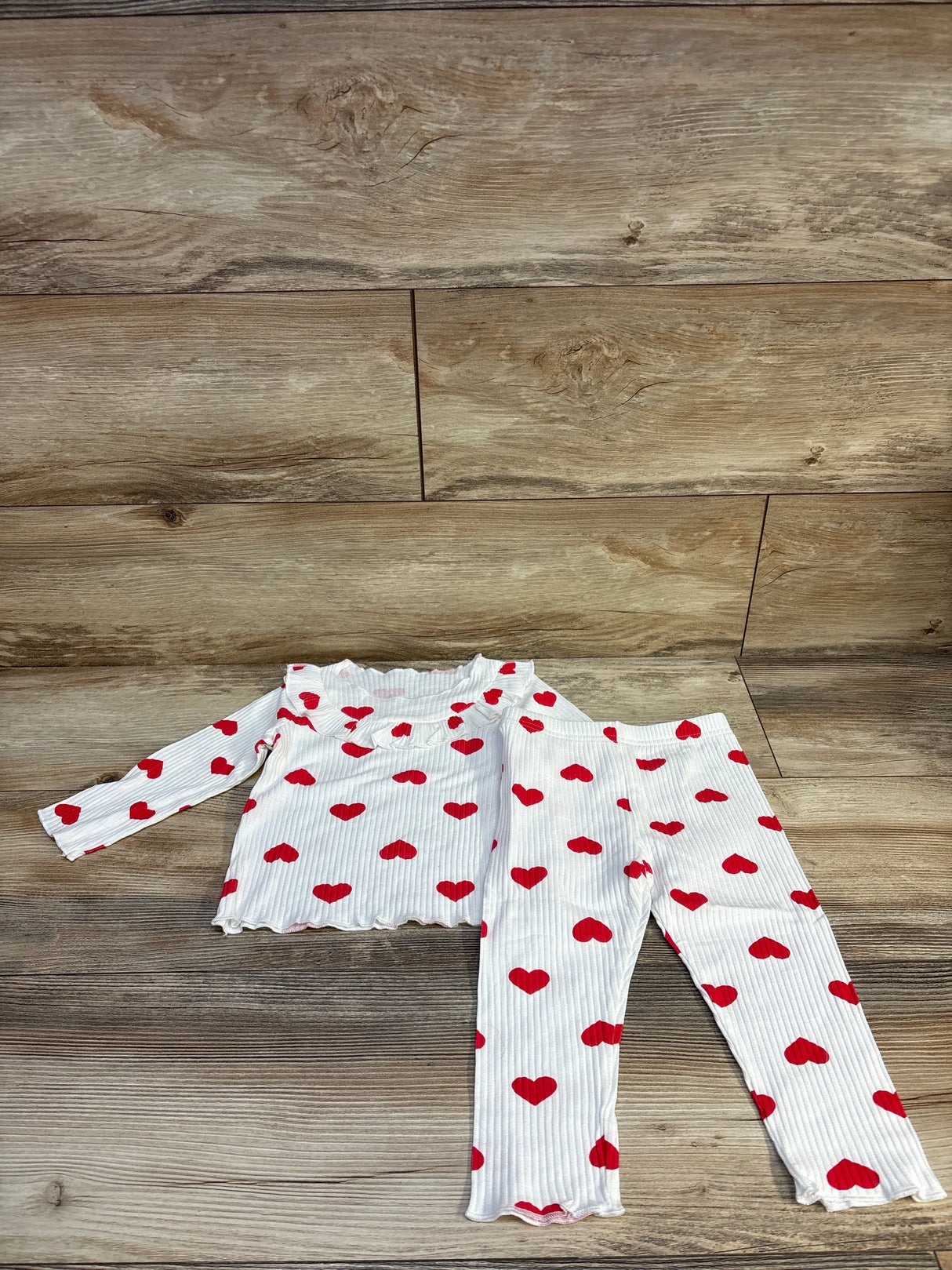 2pc Ruffled Ribbed Heart Print Shirt & Bottoms Set White sz 9-12m