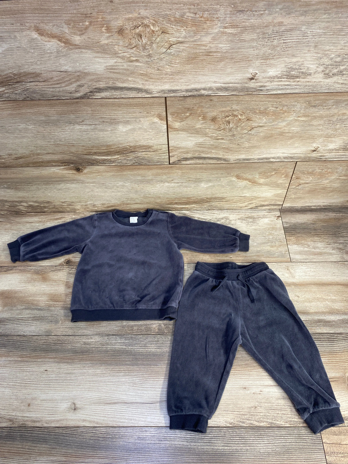 H&M 2pc Velvet Sweatshirt & Jogger Set Grey sz 12m