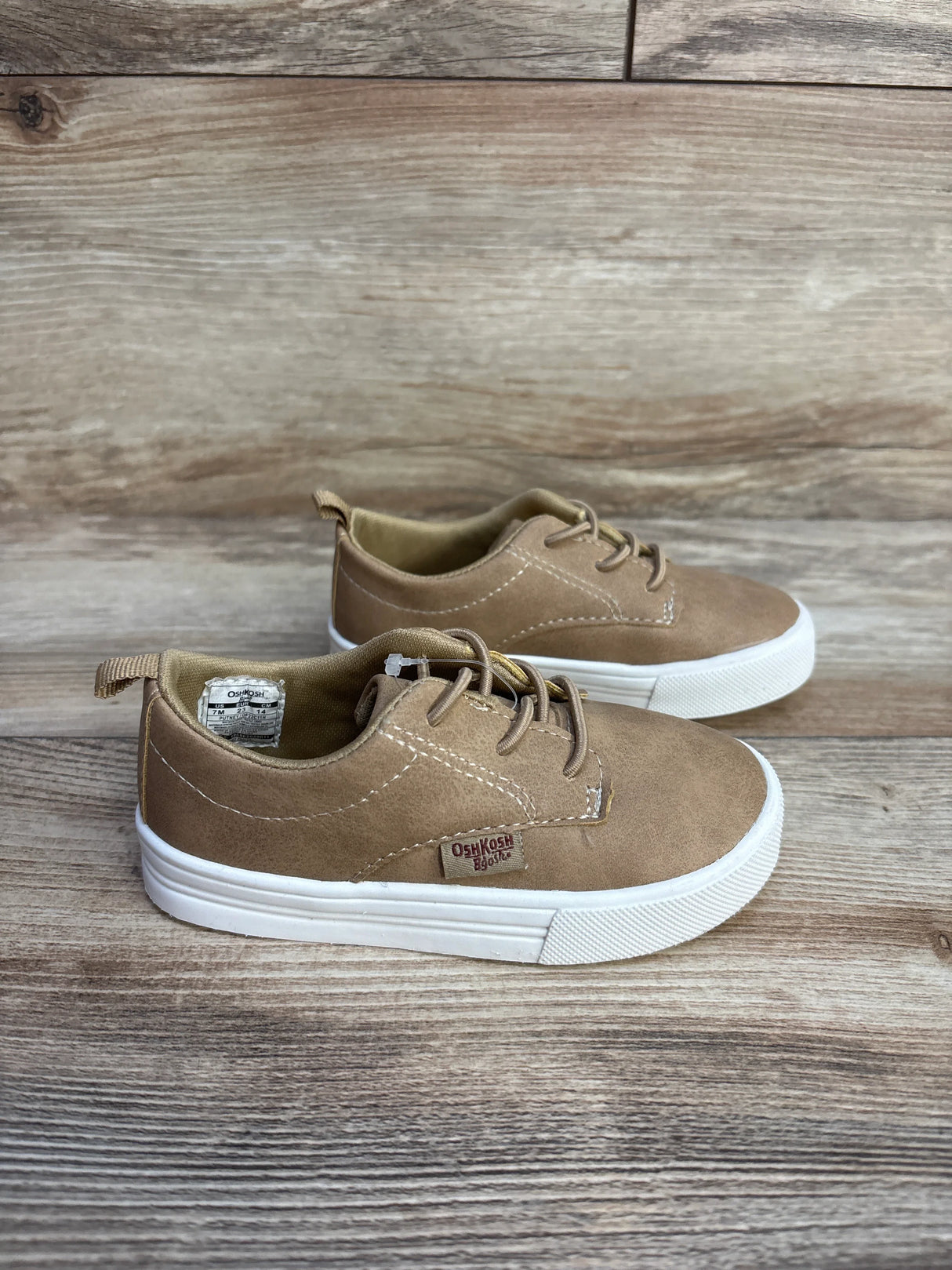 OshKosh Putney Oxford Sneaker Tan sz 7c