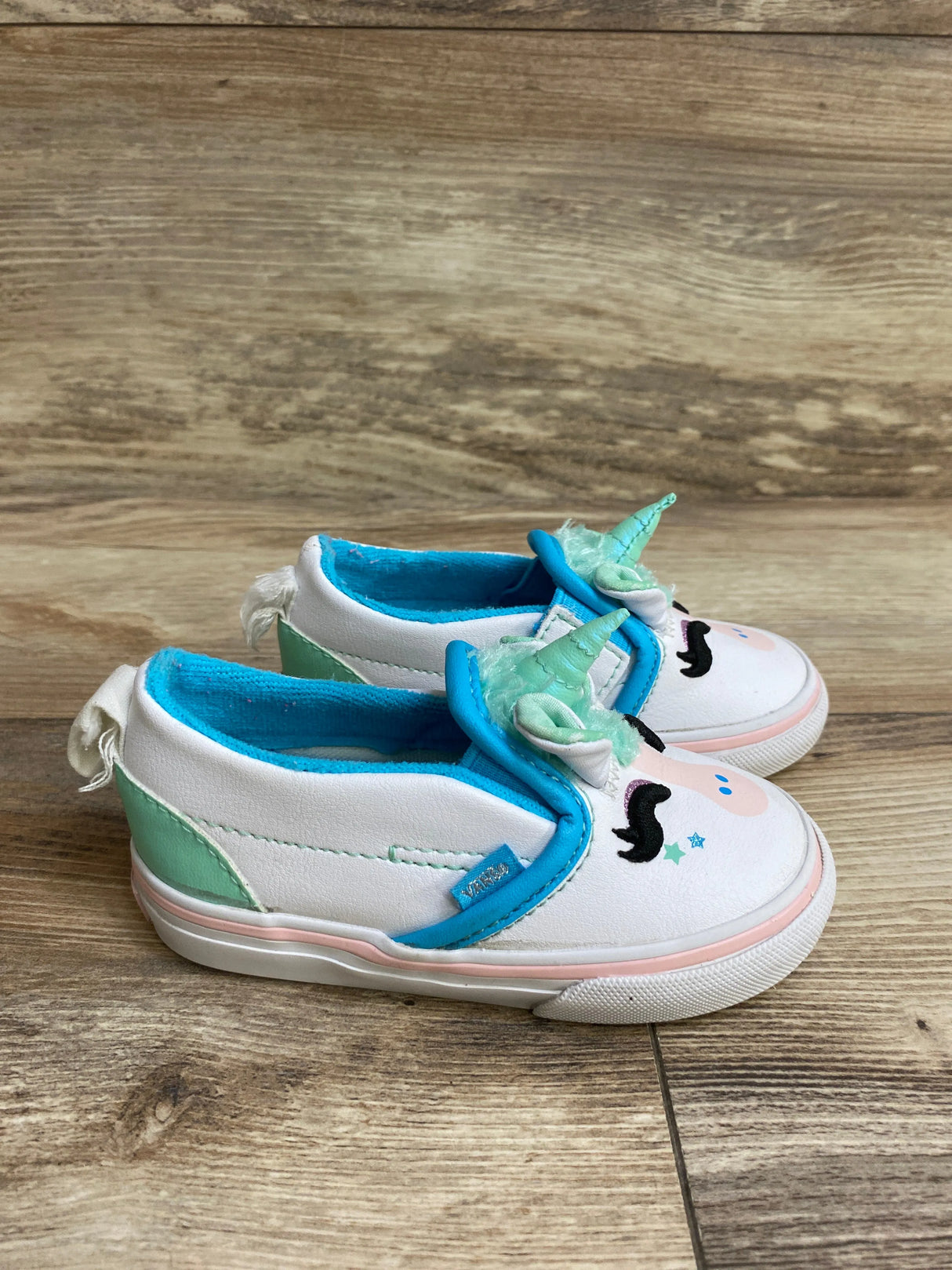 Vans Slip-On V Unicorn Sneakers White sz 6c