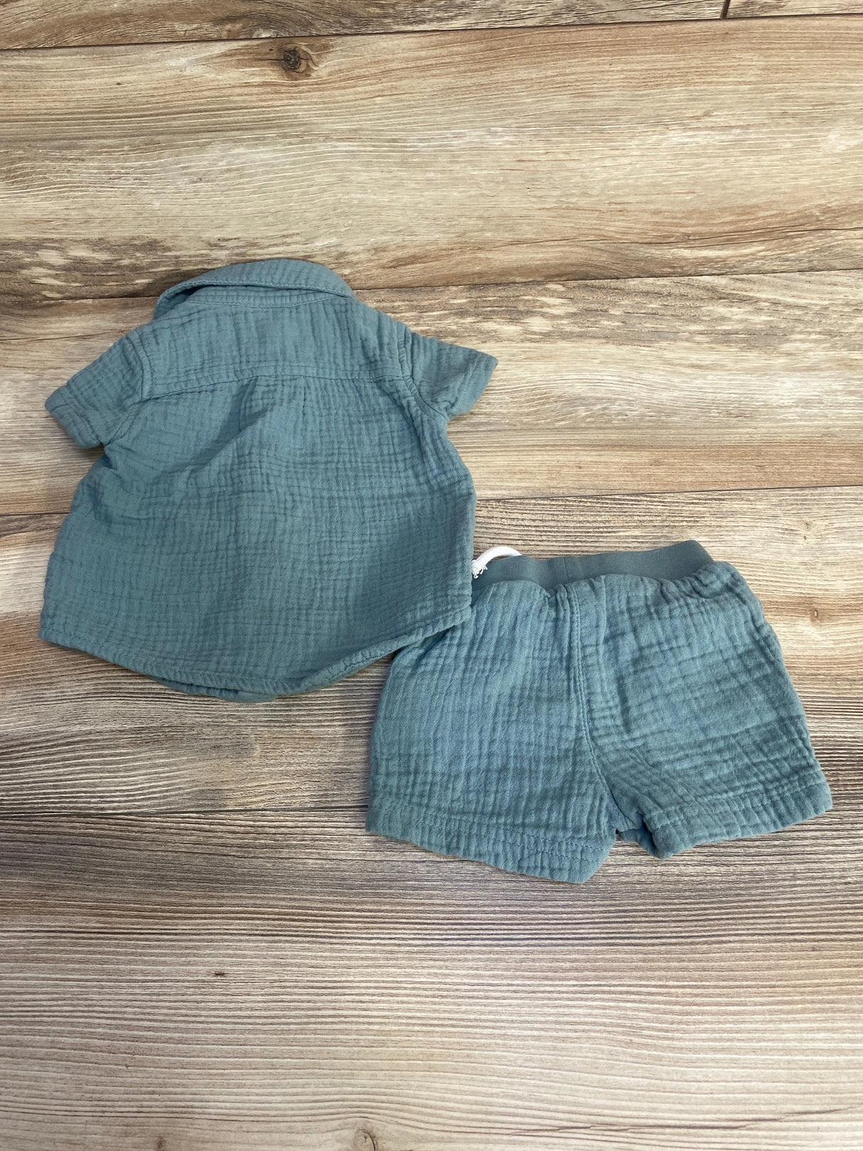Just One You 2pc Button Up Shirt & Shorts Green sz 3m