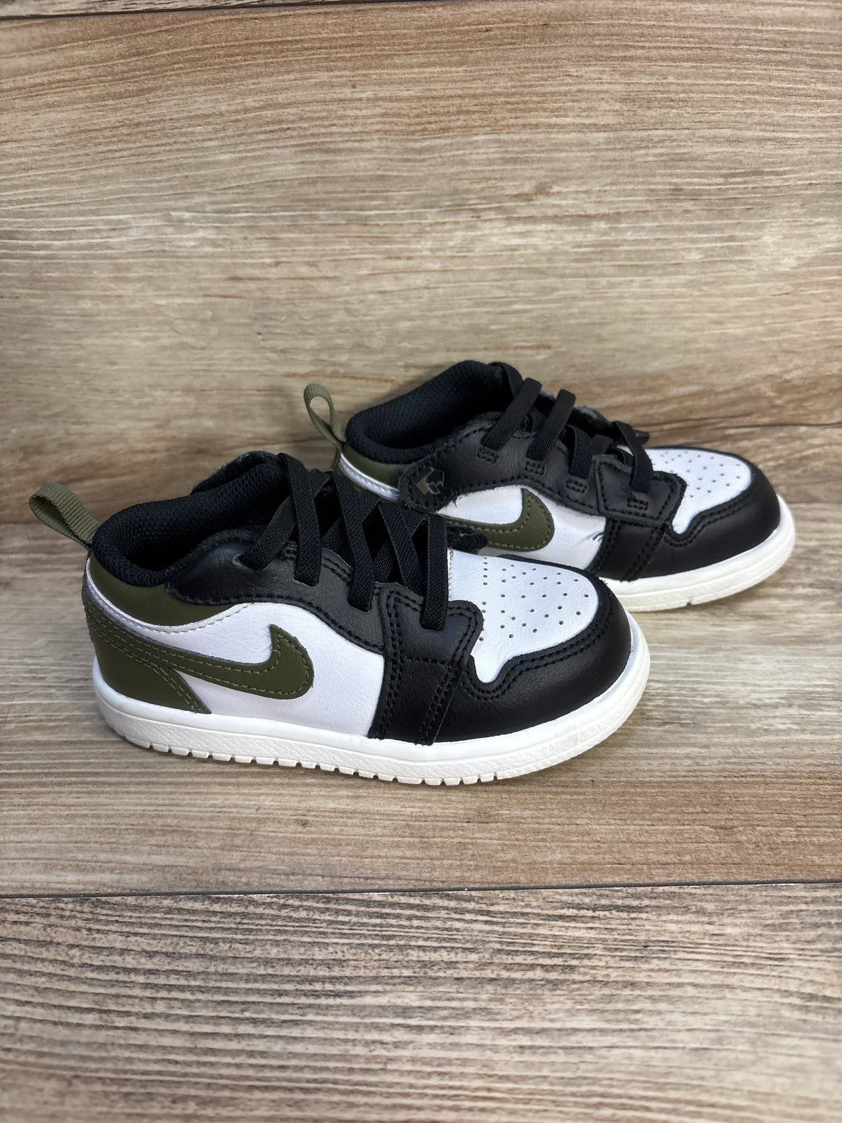 Air Jordan 1 Low ALT TD 'Black Toe Medium Olive' Sneakers sz 8c