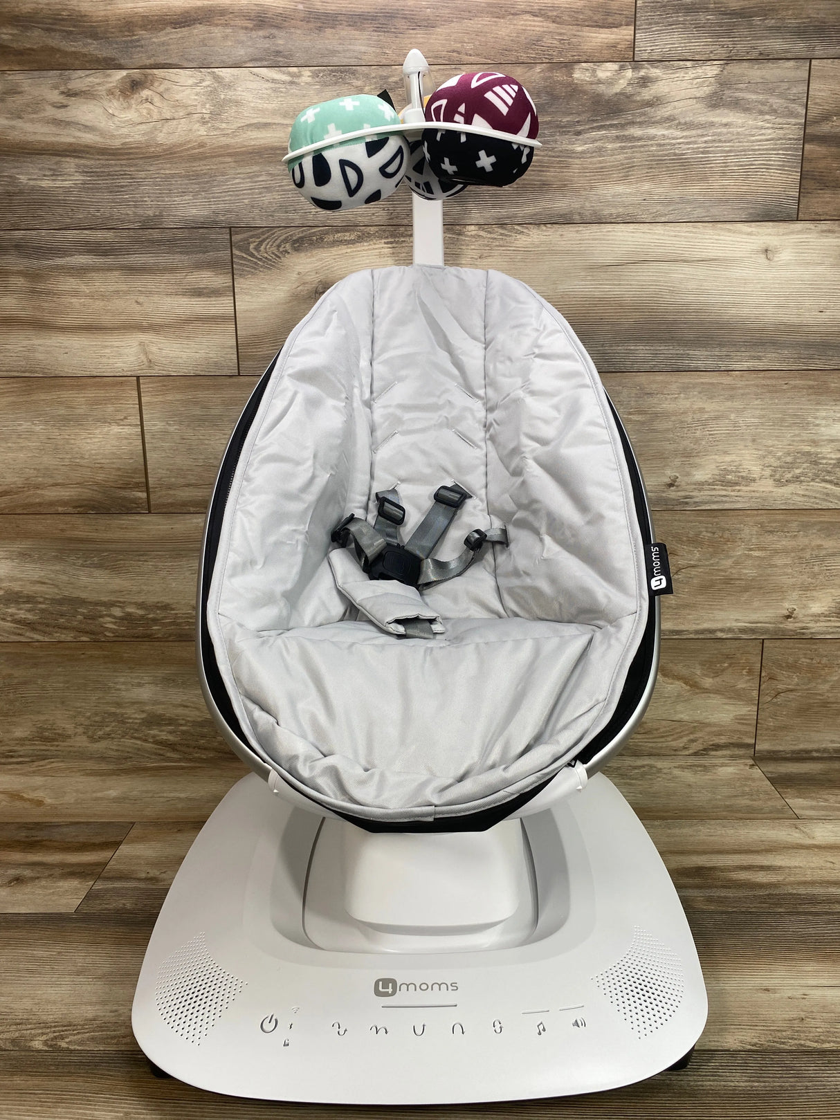 4moms mamaRoo Multi-Motion Baby Swing Smart Connectivity in Silver