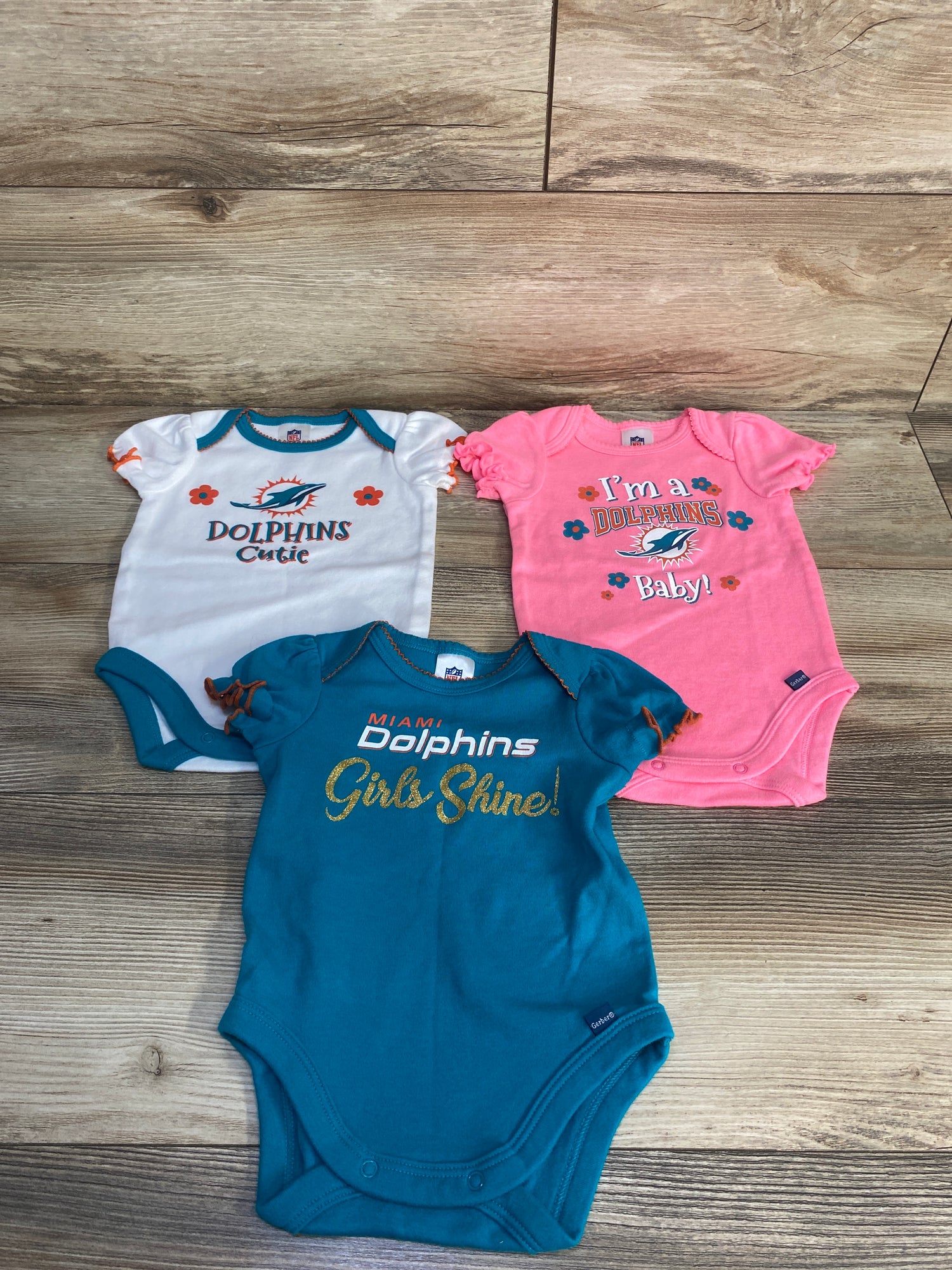 NFL Team Apparel Miami Dolphins 3pk Bodysuits Set Teal sz 0-3m