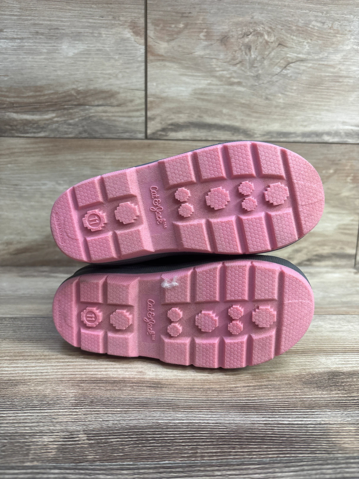 NEW Cat & Jack Lenny Winter Snow Boots Grey sz 11c