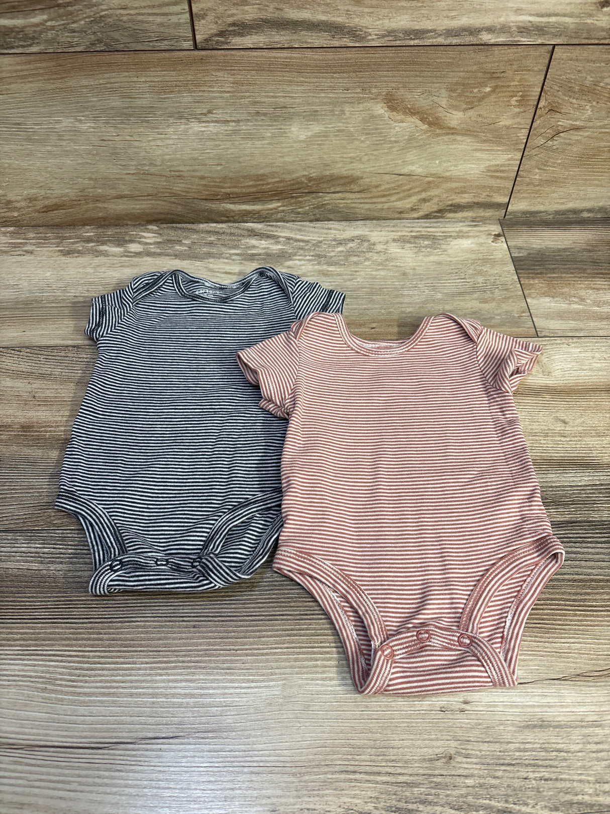 Carter's 2pk Striped Bodysuits Black sz 3m