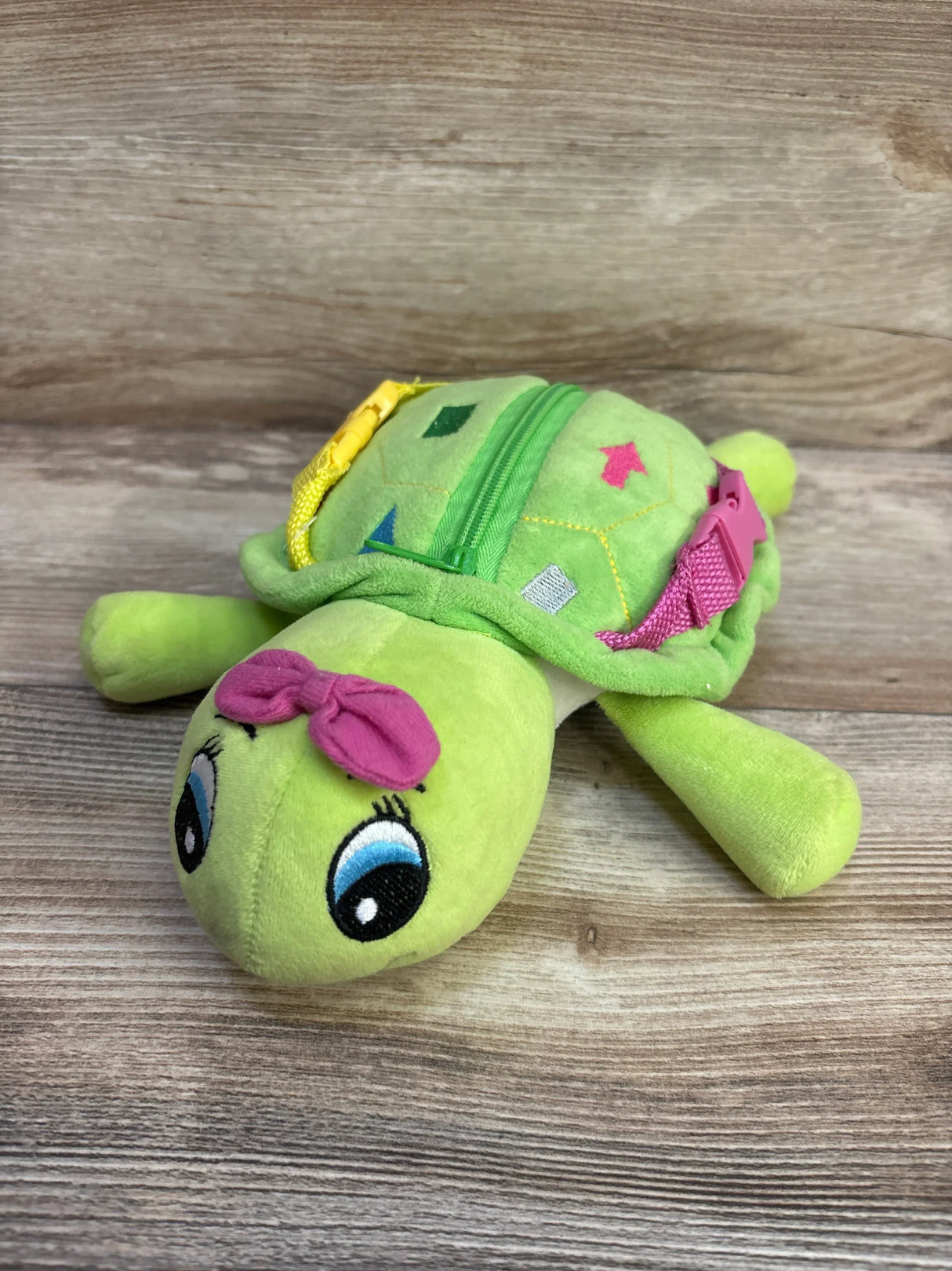 Buckle Toys Belle Turtle