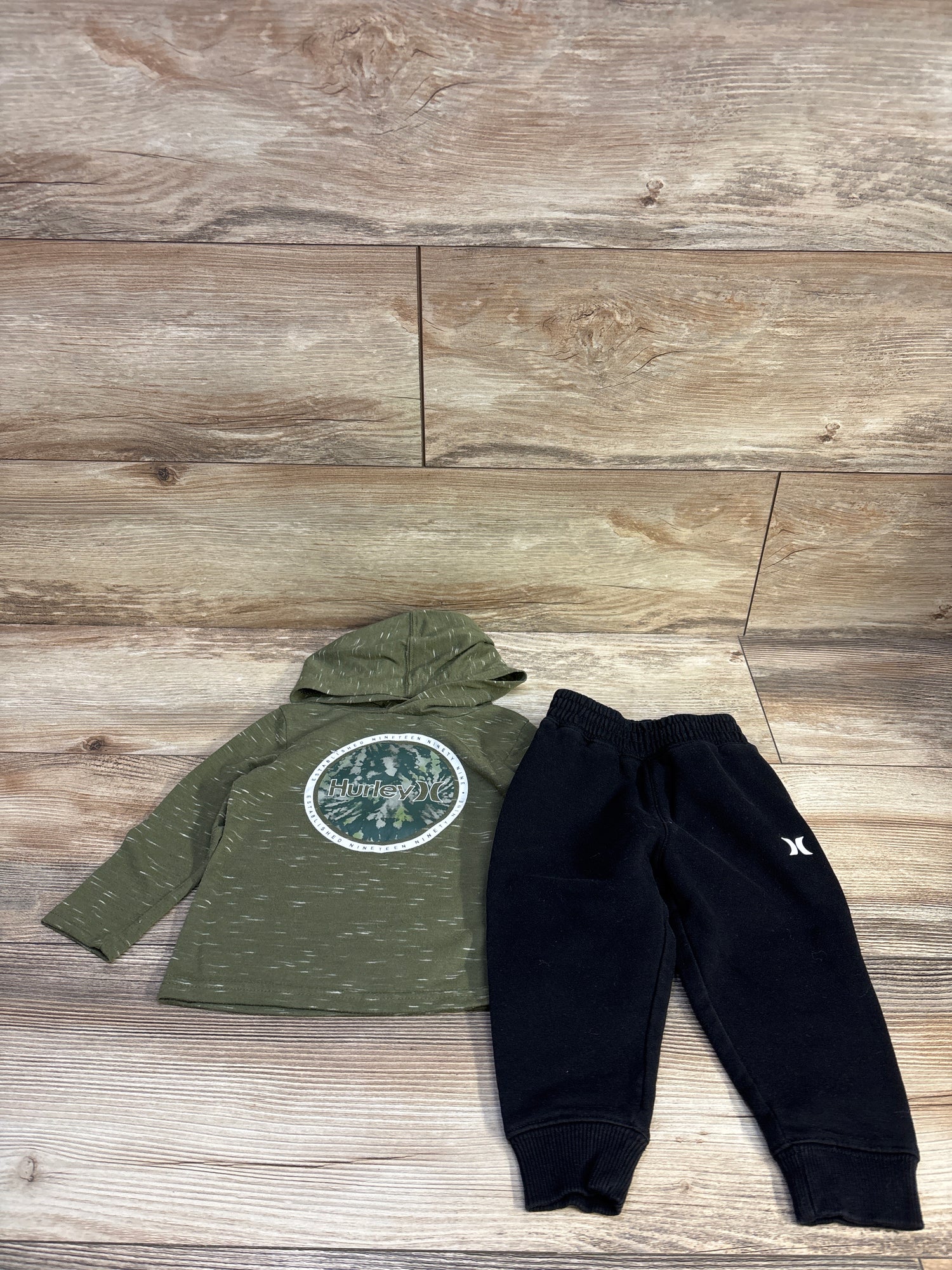 Hurley 2pc Hooded Shirt & Joggers Set Green sz 12m