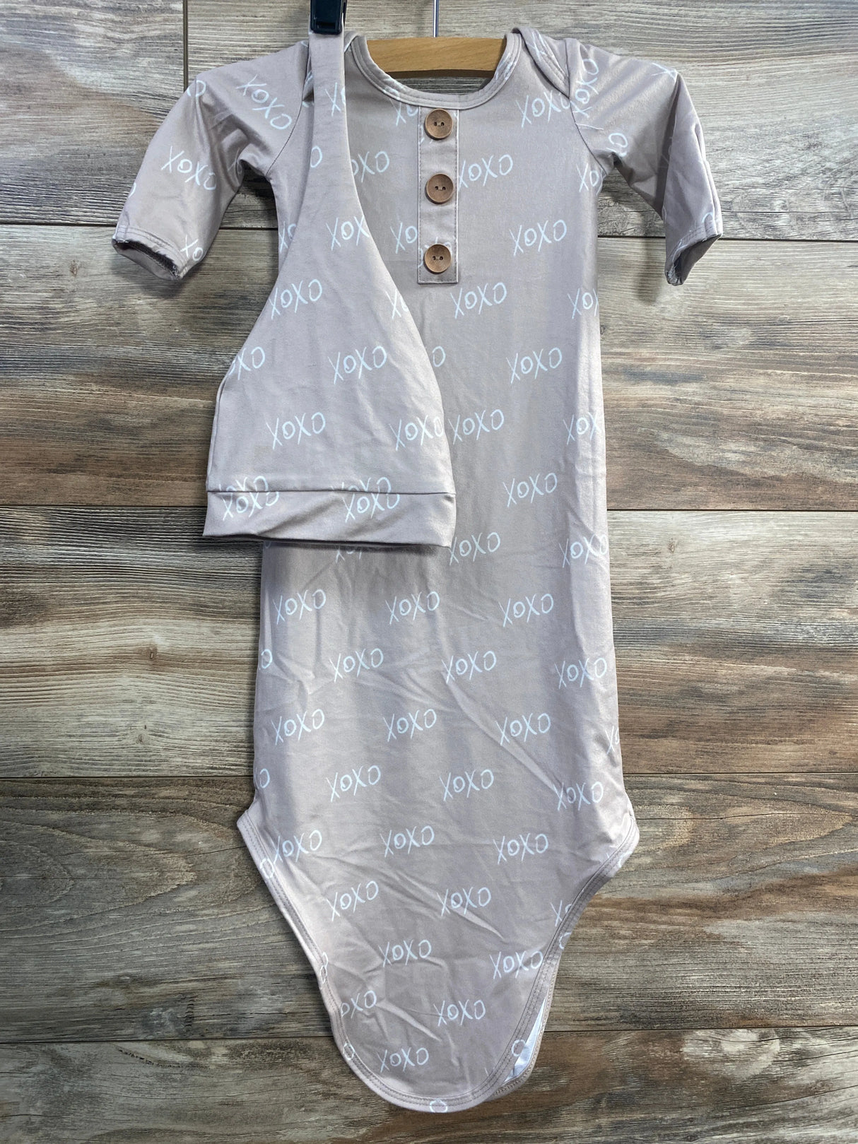 Caden Lane 2pc XOXO Knot Gown & Hat Beige sz 0-3m