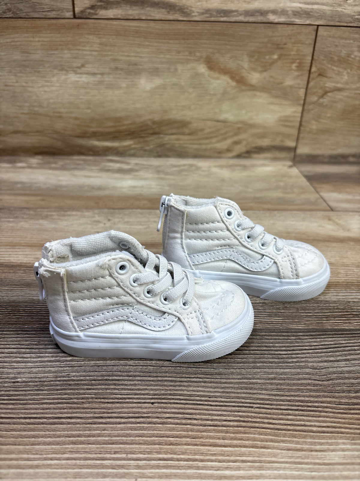 Vans Sk8-Hi Zip Sneakers White sz 3.5c