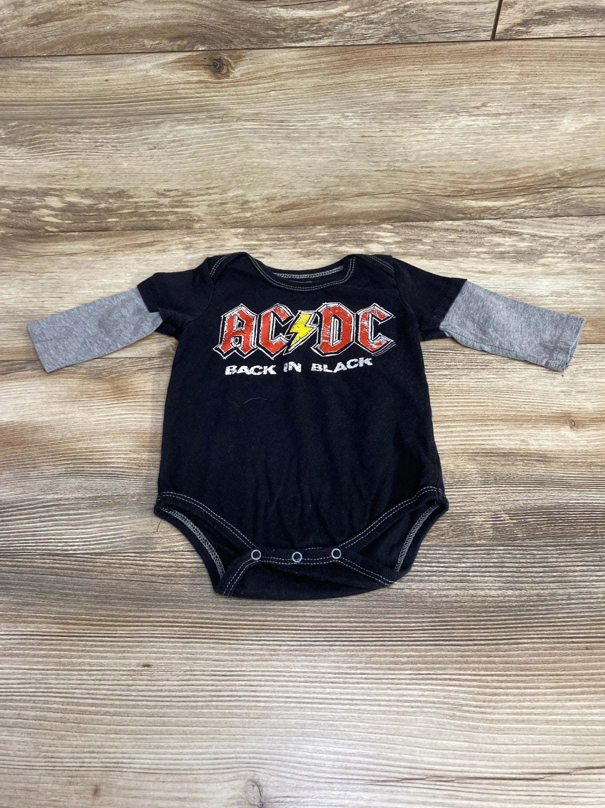 Live Nation Merchandise ACDC Bodysuit Black sz 6m