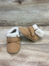 NEW Surprize By Stride Rite Faux Fur Crib Booties Tan Sz 3c/4c