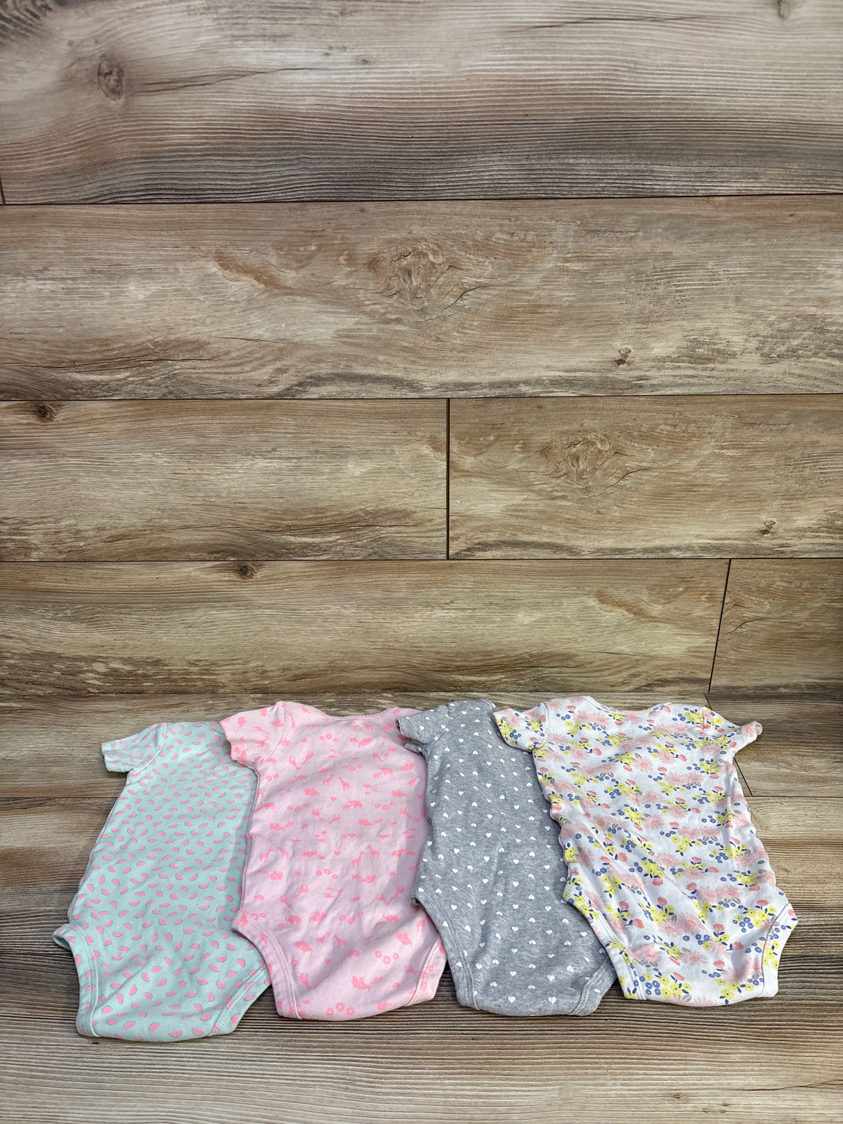 Simple Joys 4pk Bodysuits Pink sz 6-9m
