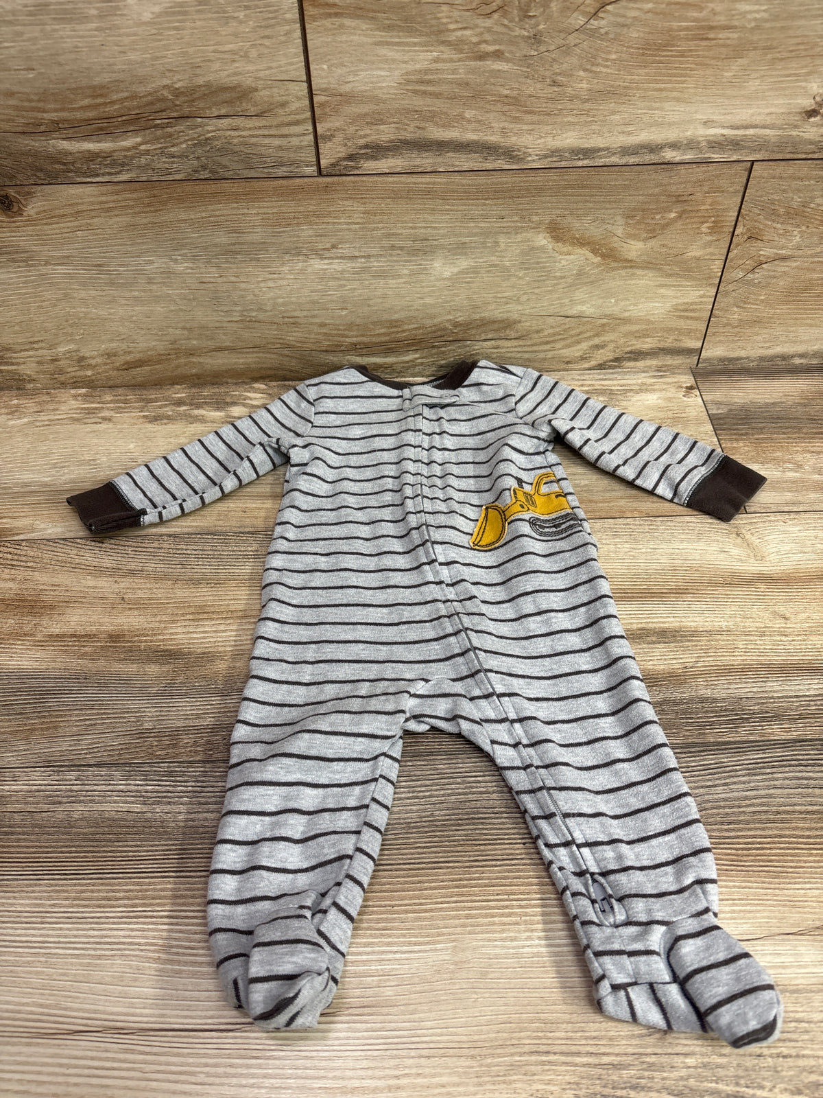Carter's Sleeper Grey sz 6m