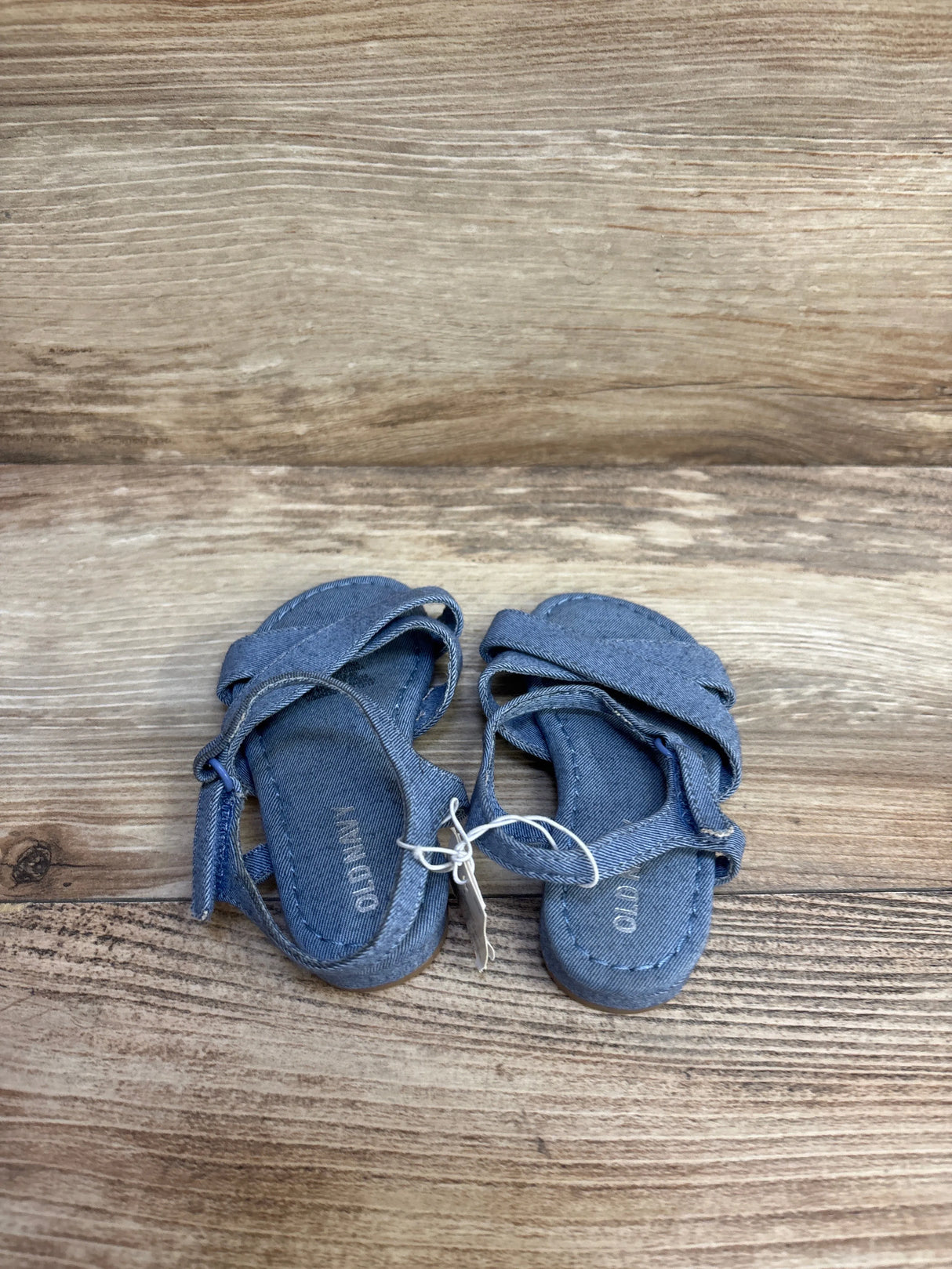 NEW Old Navy Chambray Sandals sz 6c - Me n Mommy To Be
