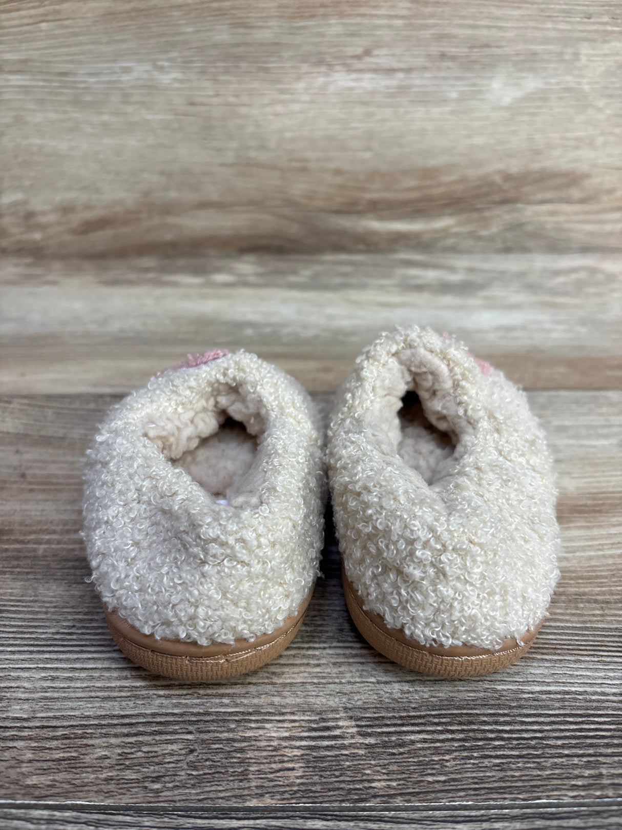 Capelli Sherpa Heart Slippers Beige sz 4-5c