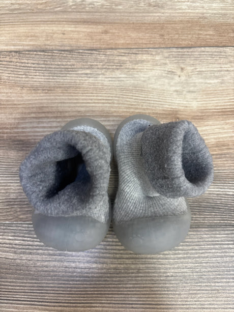 SZZY Fleece Non-Slip Sock Shoes Grey sz 4c - Me n Mommy To Be