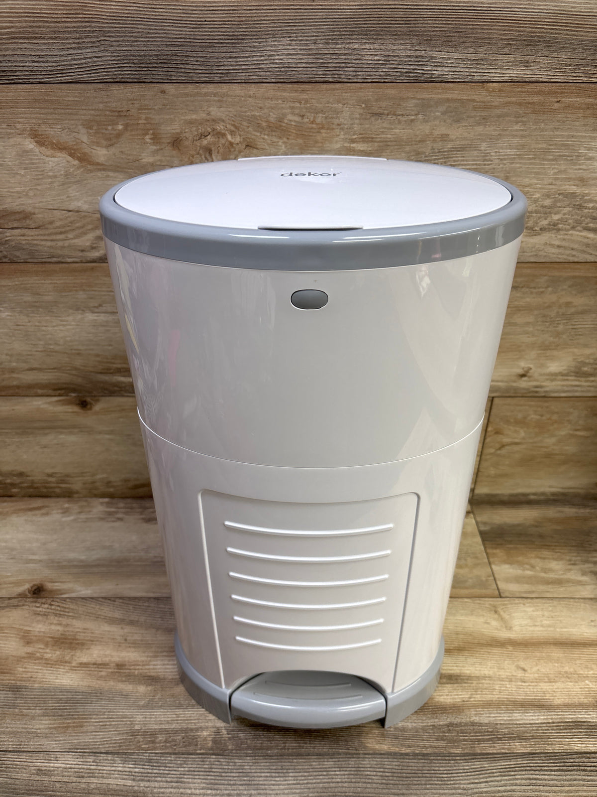 Dekor Plus Hands-Free Diaper Pail