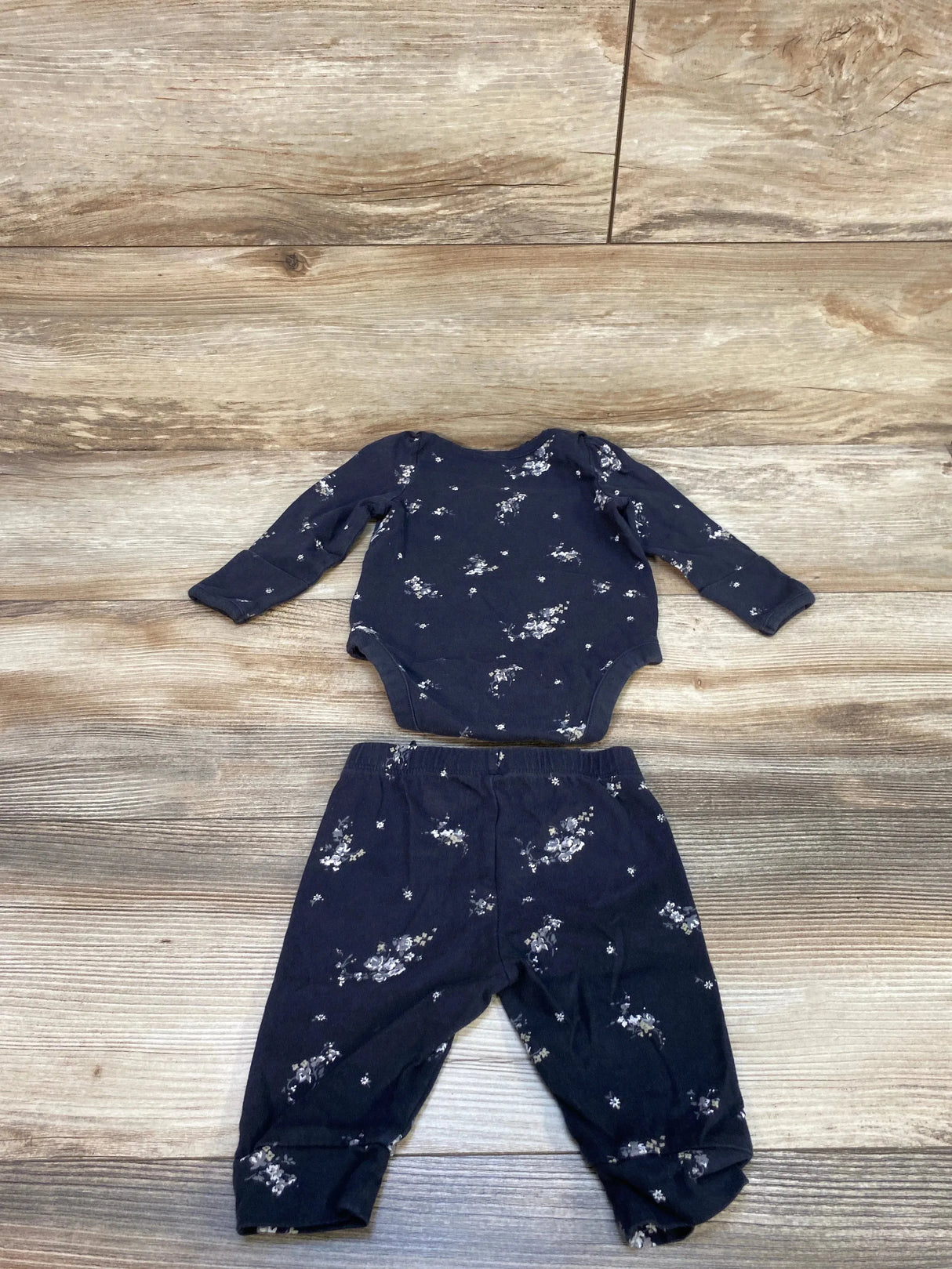 Baby Gap 2pc Floral Bodysuit & Pants Black sz 0-3m