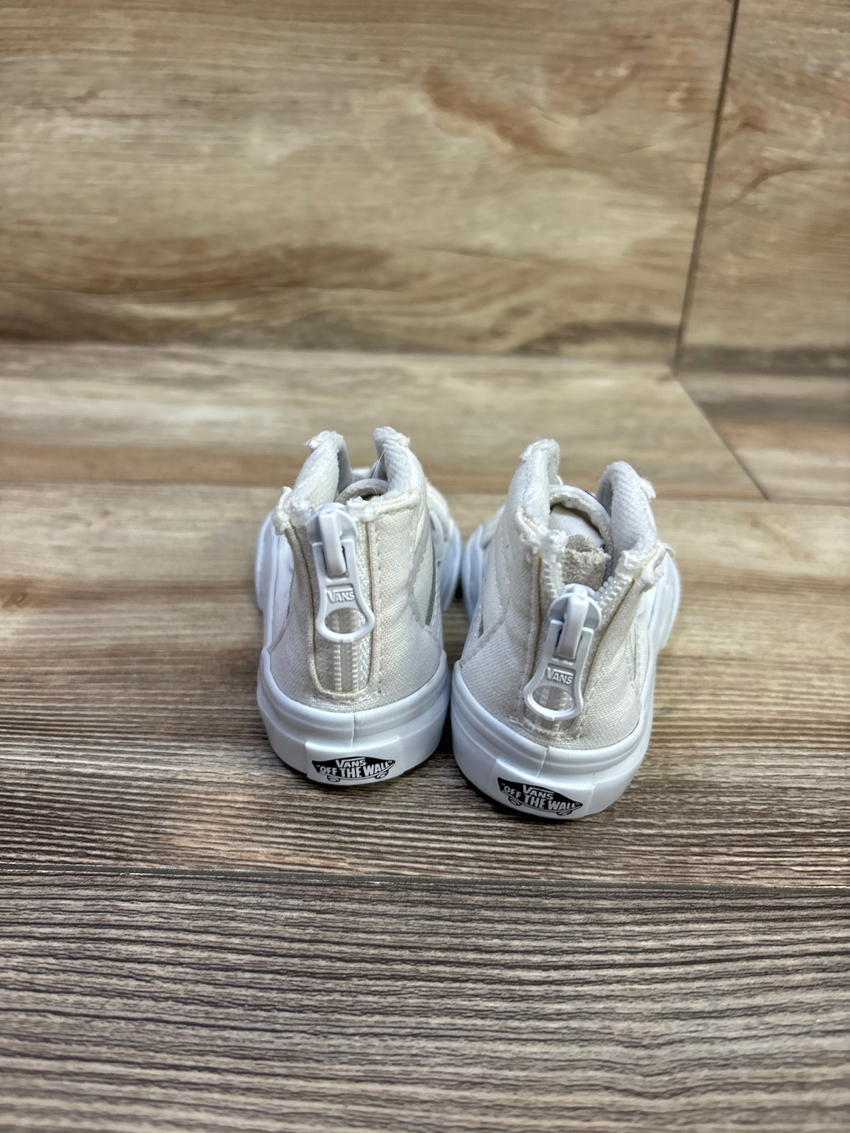 Vans Sk8-Hi Zip Sneakers White sz 3.5c