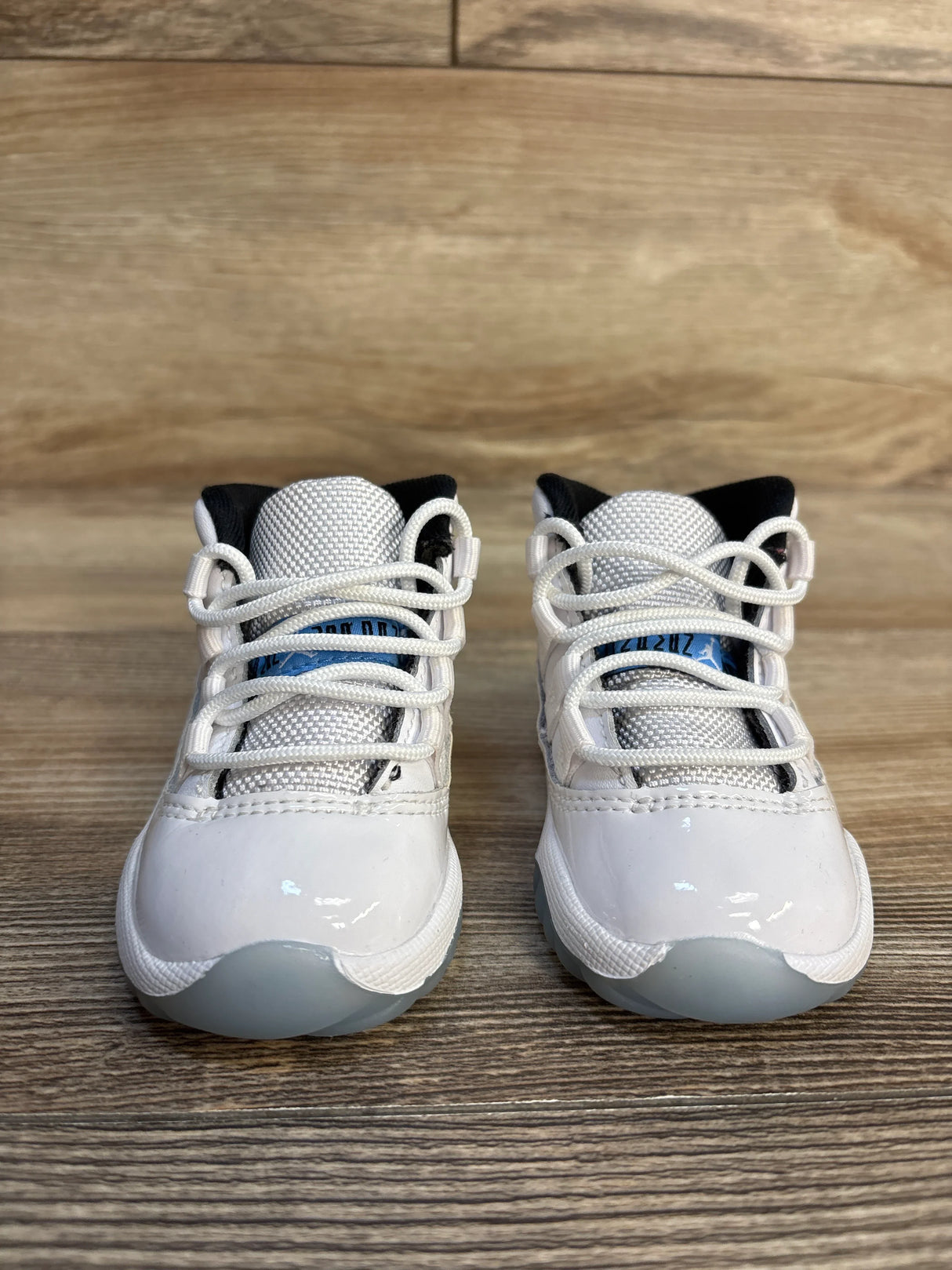 Air Jordan 11 Retro TD 'Legend Blue / Columbia' Sneakers sz 4c