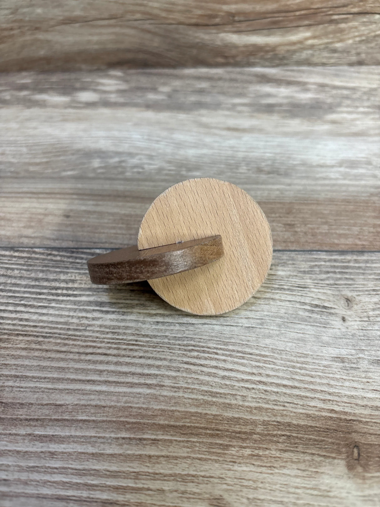 Lovevery Hand-to-Hand Discs