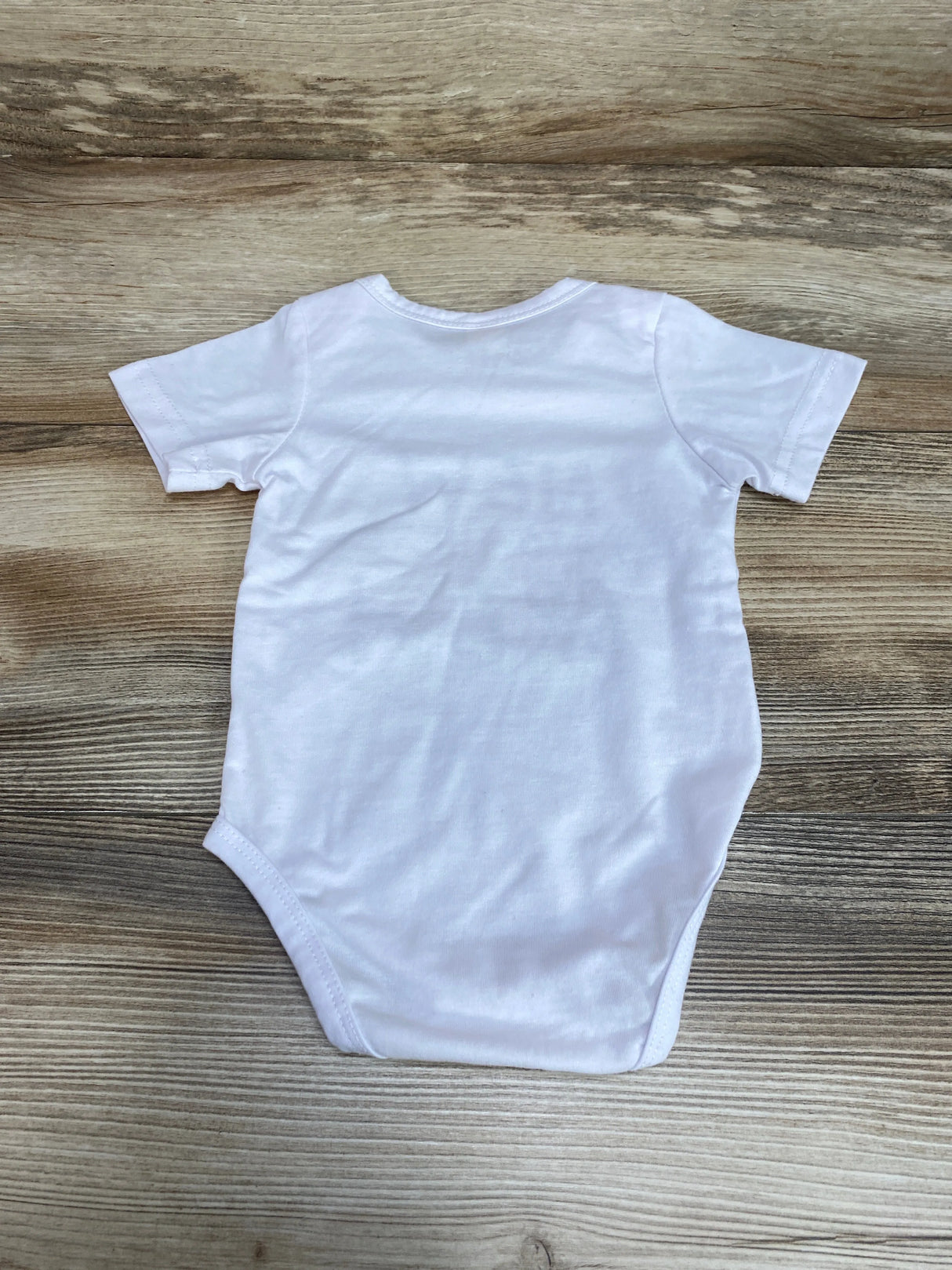 New To The Crew Bodysuit White sz 3-6m