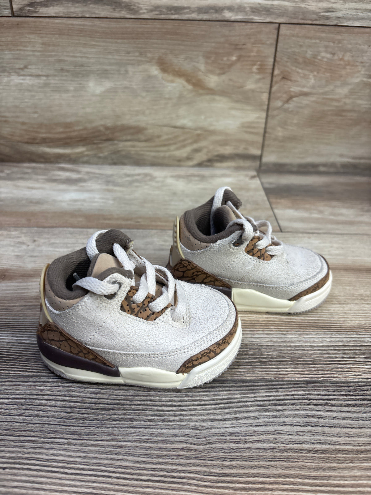 Air Jordan 3 Retro TD 'Palomino' Sneakers sz 3c