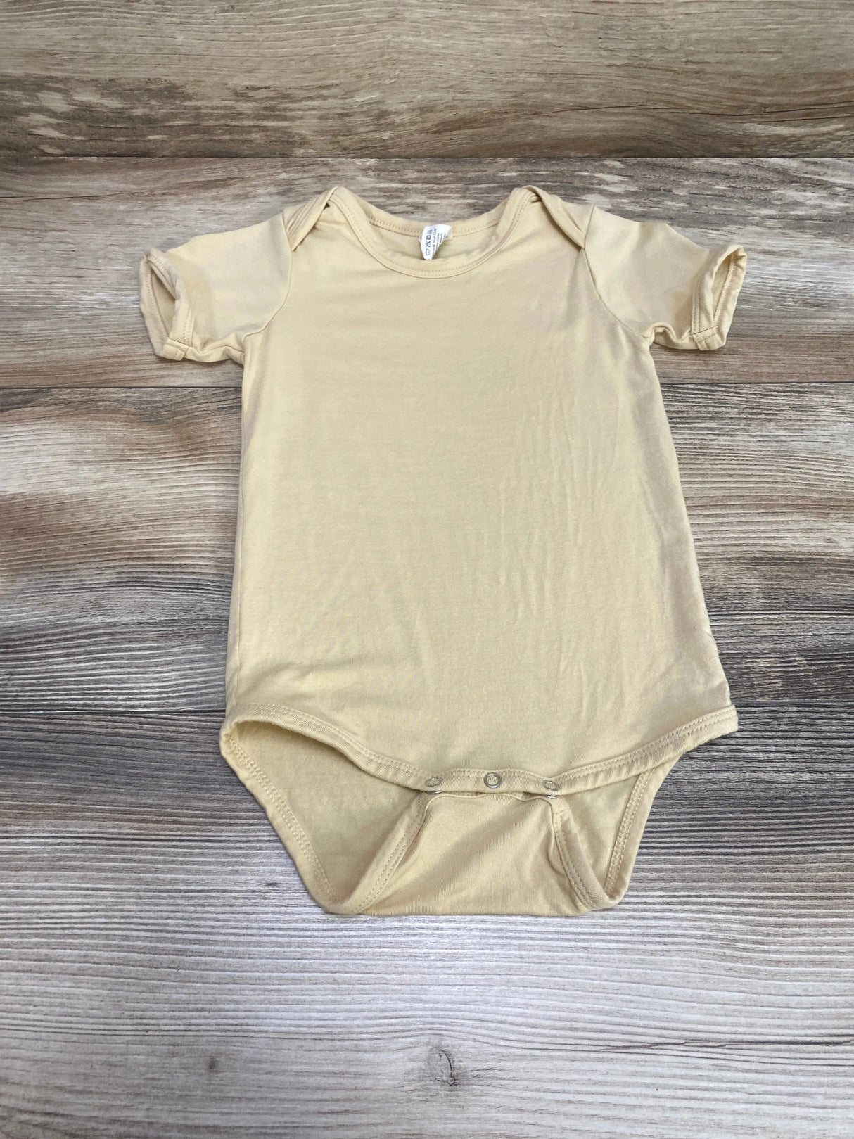 Kate Quinn Short Sleeve Marzipan Bamboo Bodysuit sz 12-18m