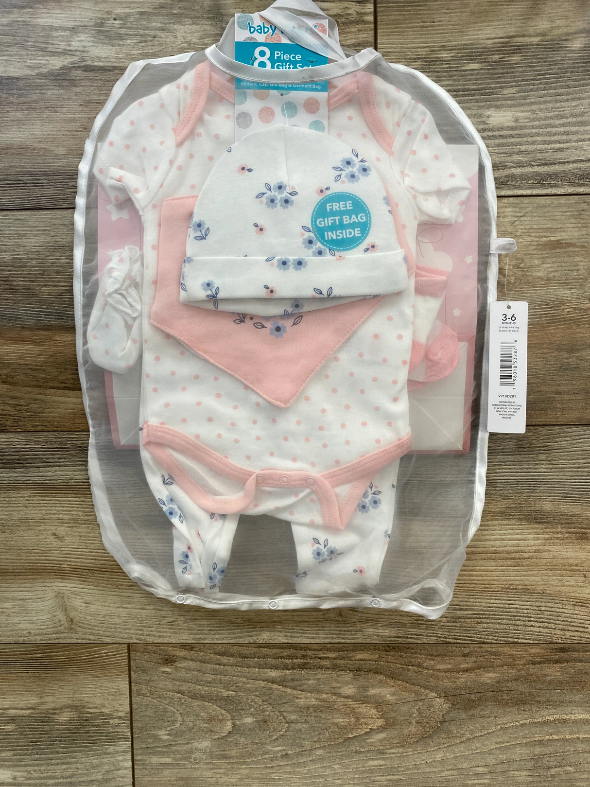 NEW Baby Views 8pc Gift Set White sz 3-6m