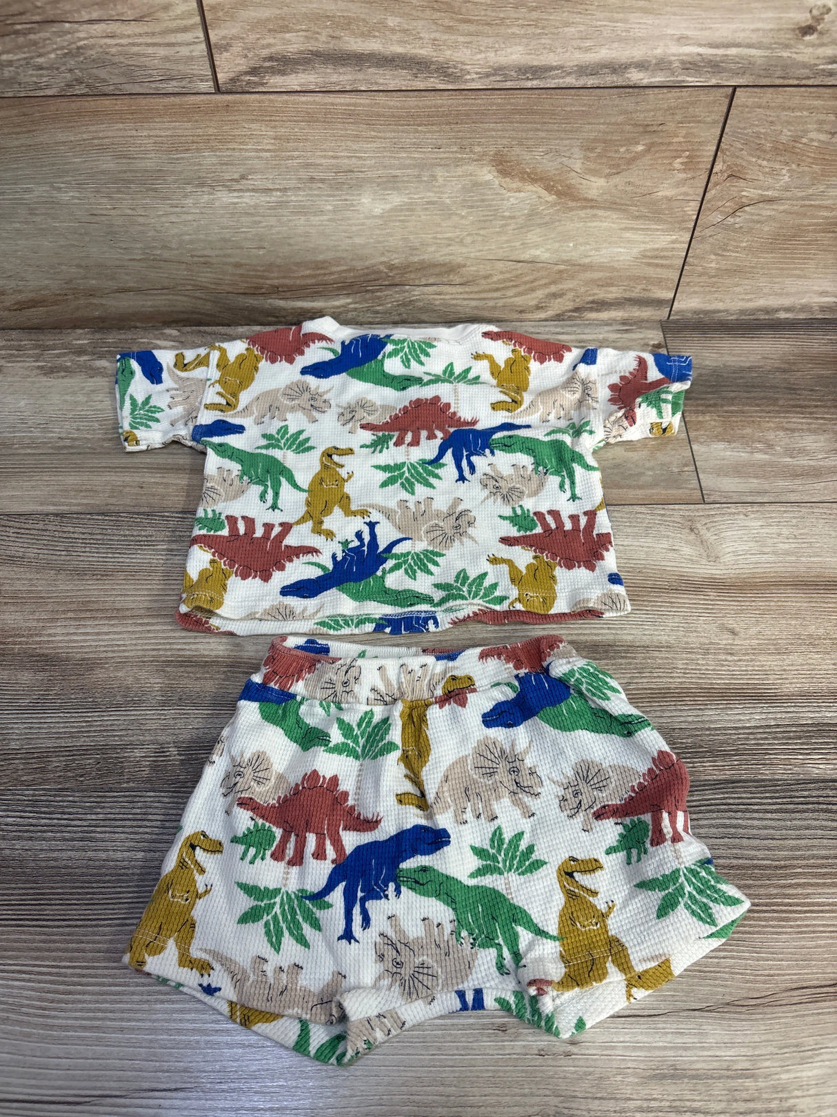 Old Navy 2pc Waffle Knit Dino Pocket T-Shirt & Shorts Set Beige sz 6-12m