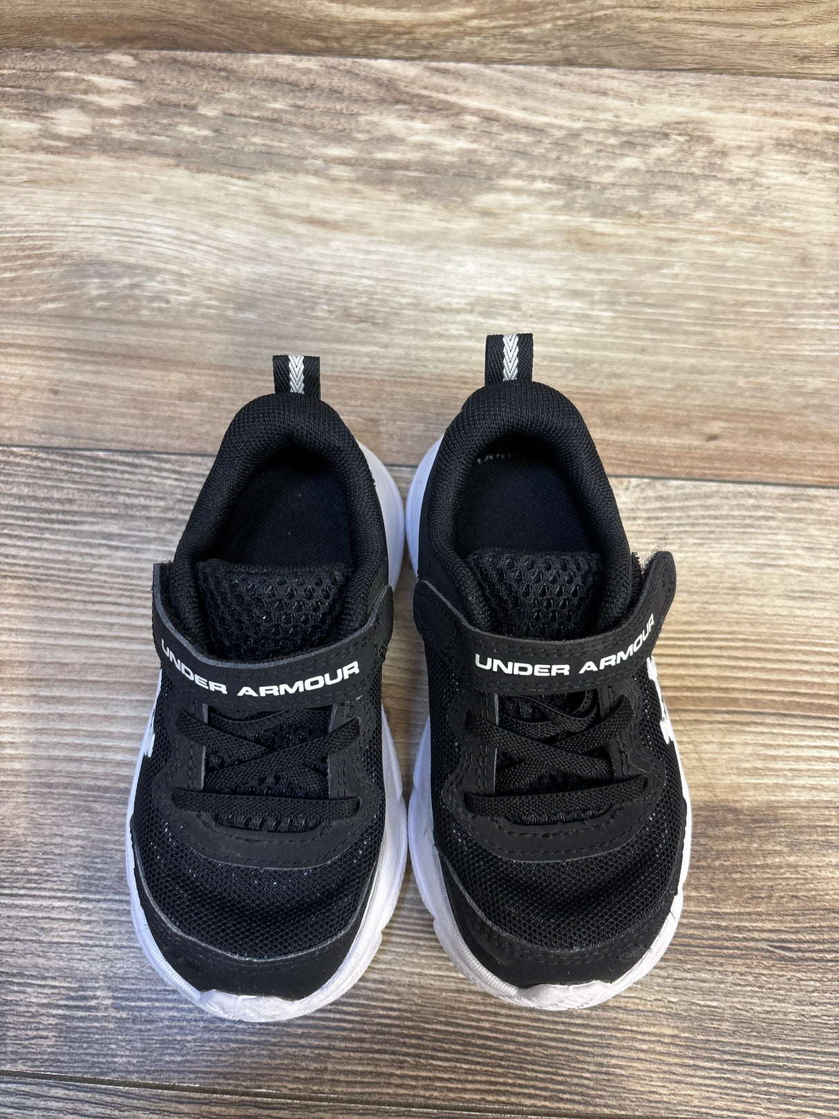 Under Armour Assert 10 Alternate Closure Sneakers Black sz 7c