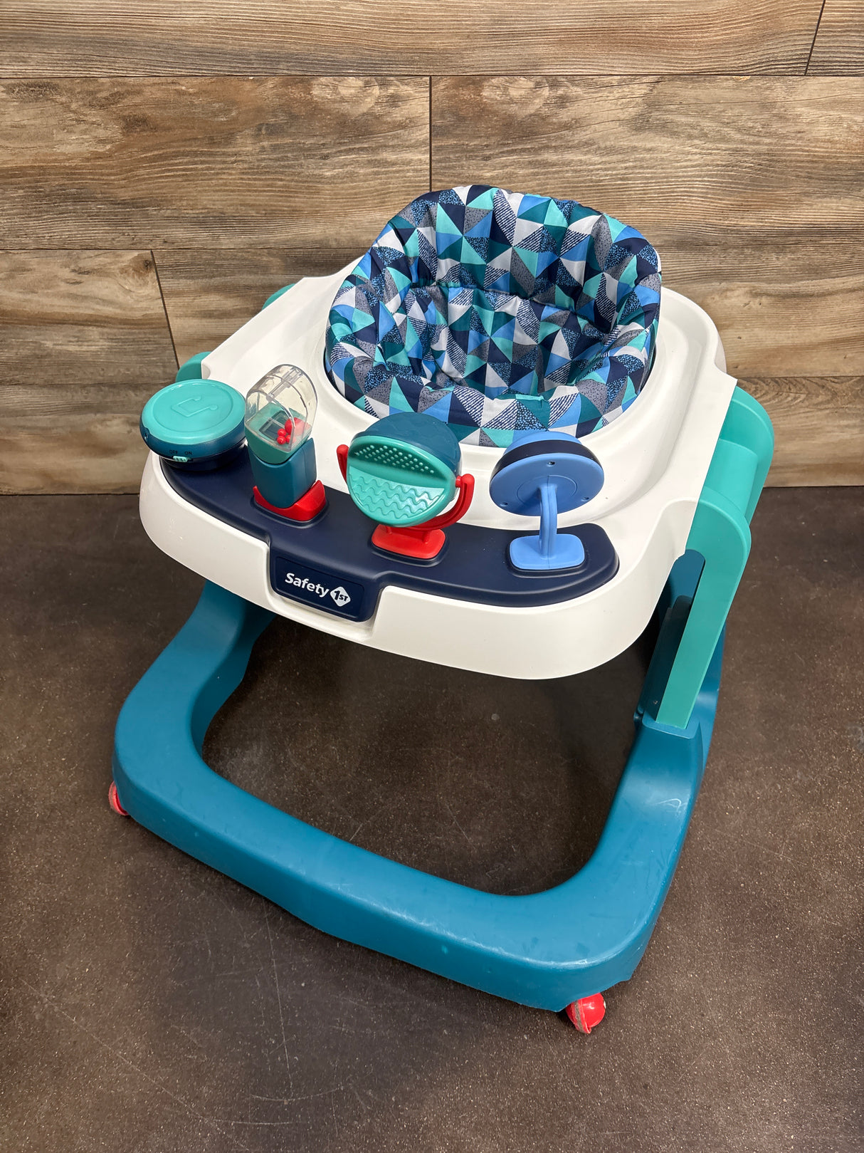 Safety 1st Ready, Set, Walk! DX Developmental Baby Walker in Kinsale
