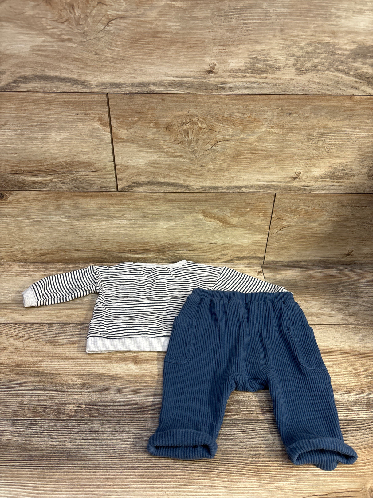 Miniclasix 2pc Striped Henley Shirt & Pants Set Grey sz 6-9m