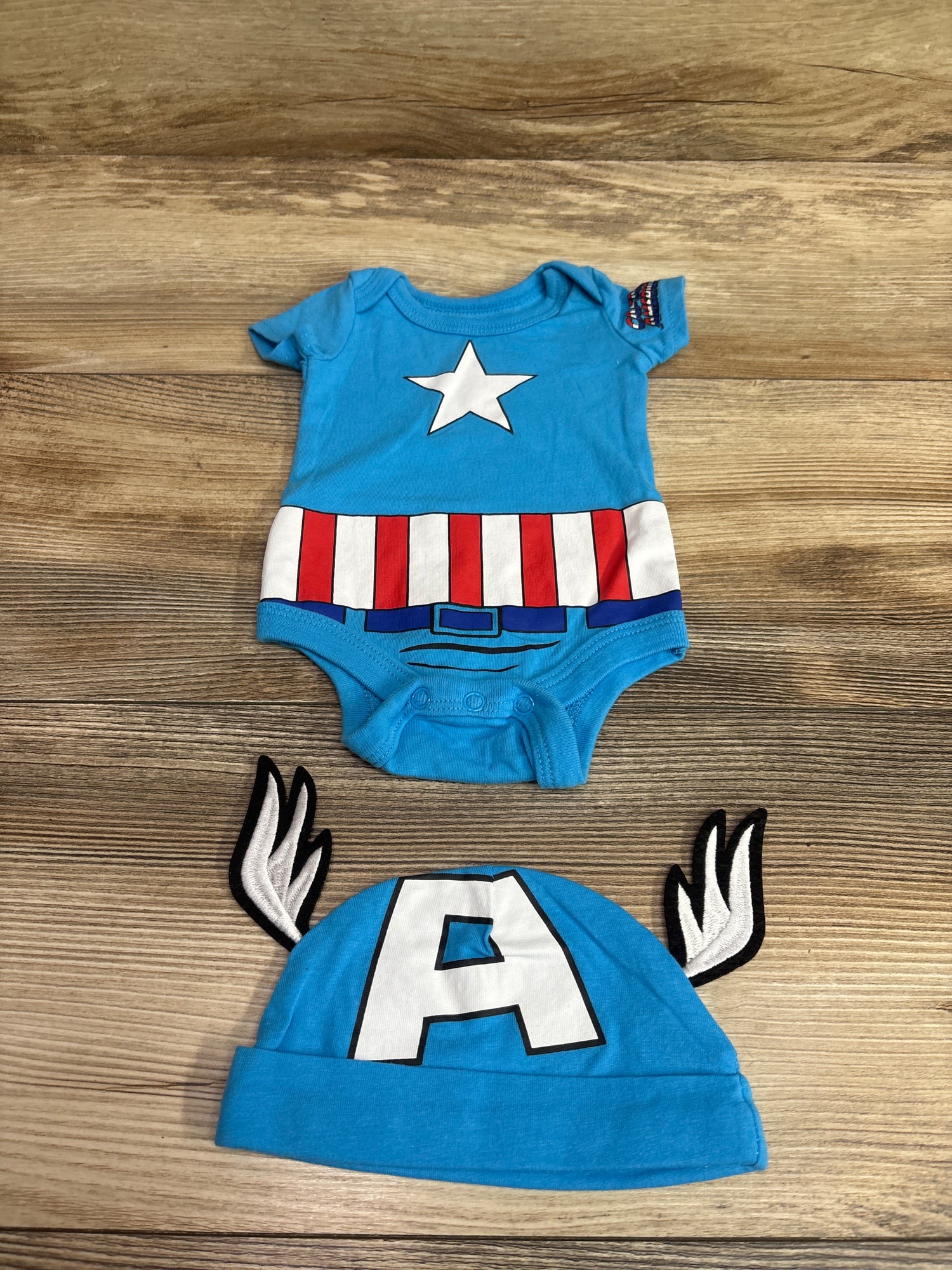 Marvel 2pc Captain America Bodysuit & Hat Set Blue sz Newborn