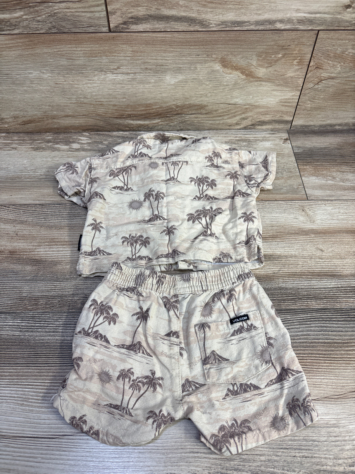Volcom 2pc Linen Blend Button Up Shirt & Shorts Set Beige sz 12m