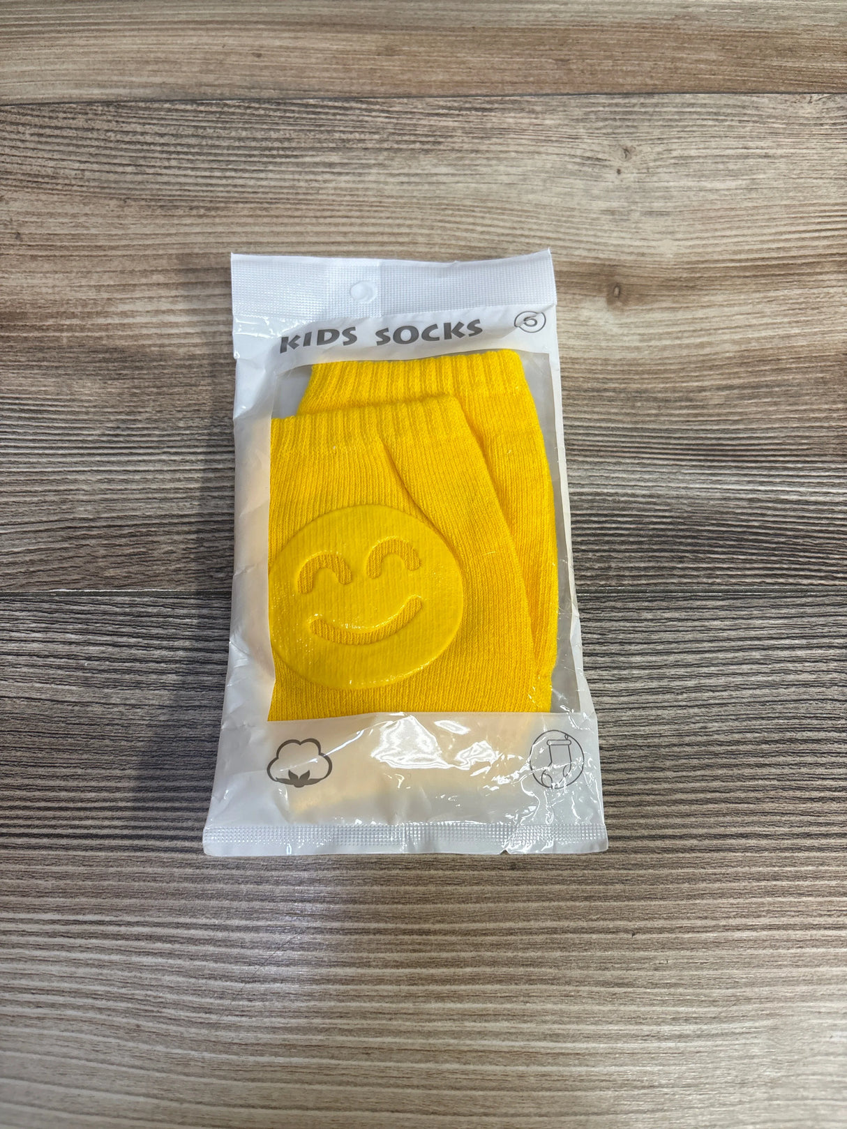 NEW Kids Socks 1pk Crawling Knee Pads/Sock Yellow - Me n Mommy To Be