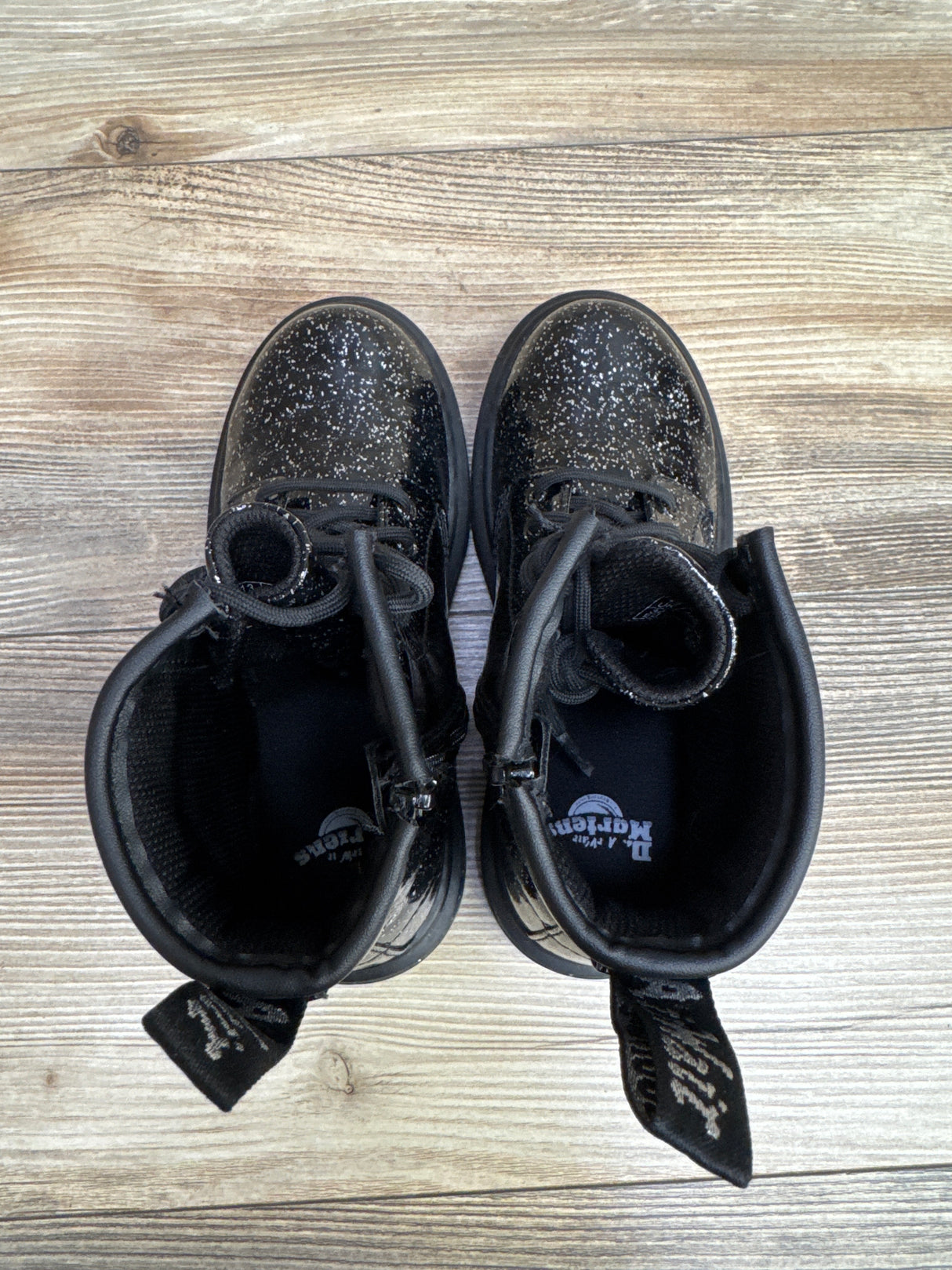 Dr. Martens 1460 Glitter Patent Leather Boots Black sz 1Y